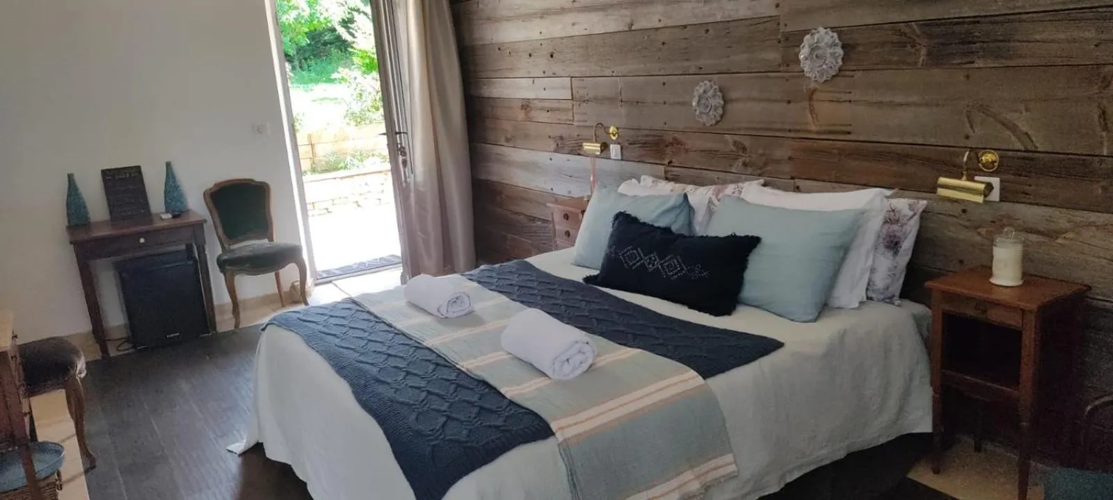 Bed in Le Clos Réaud
