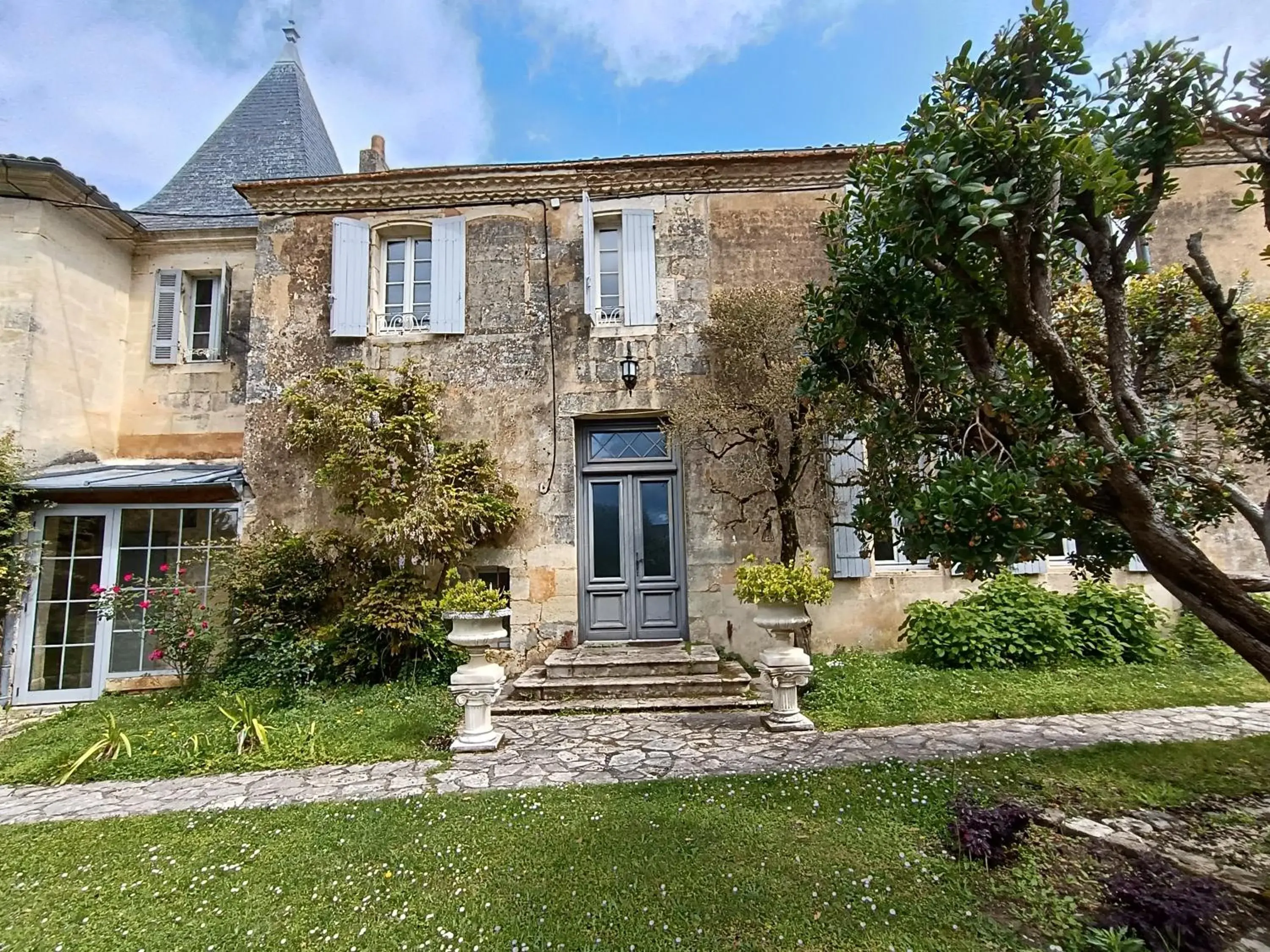 Family Room with Garden View - single occupancy in Le Clos Réaud Family Room with Garden View - single occupancy in Le Clos Réaud