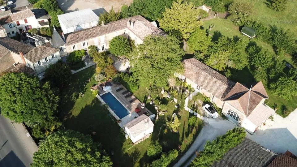 Bird's eye view in Le Clos Réaud