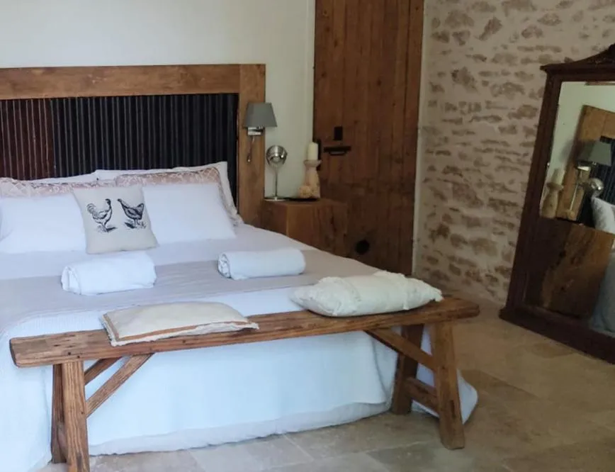 Bed in Le Clos Réaud
