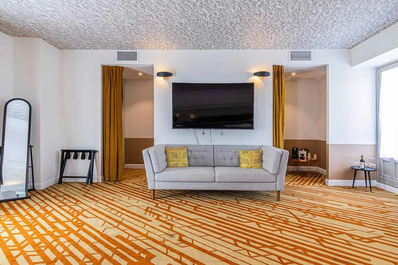 Hotel Le Saint Gelais