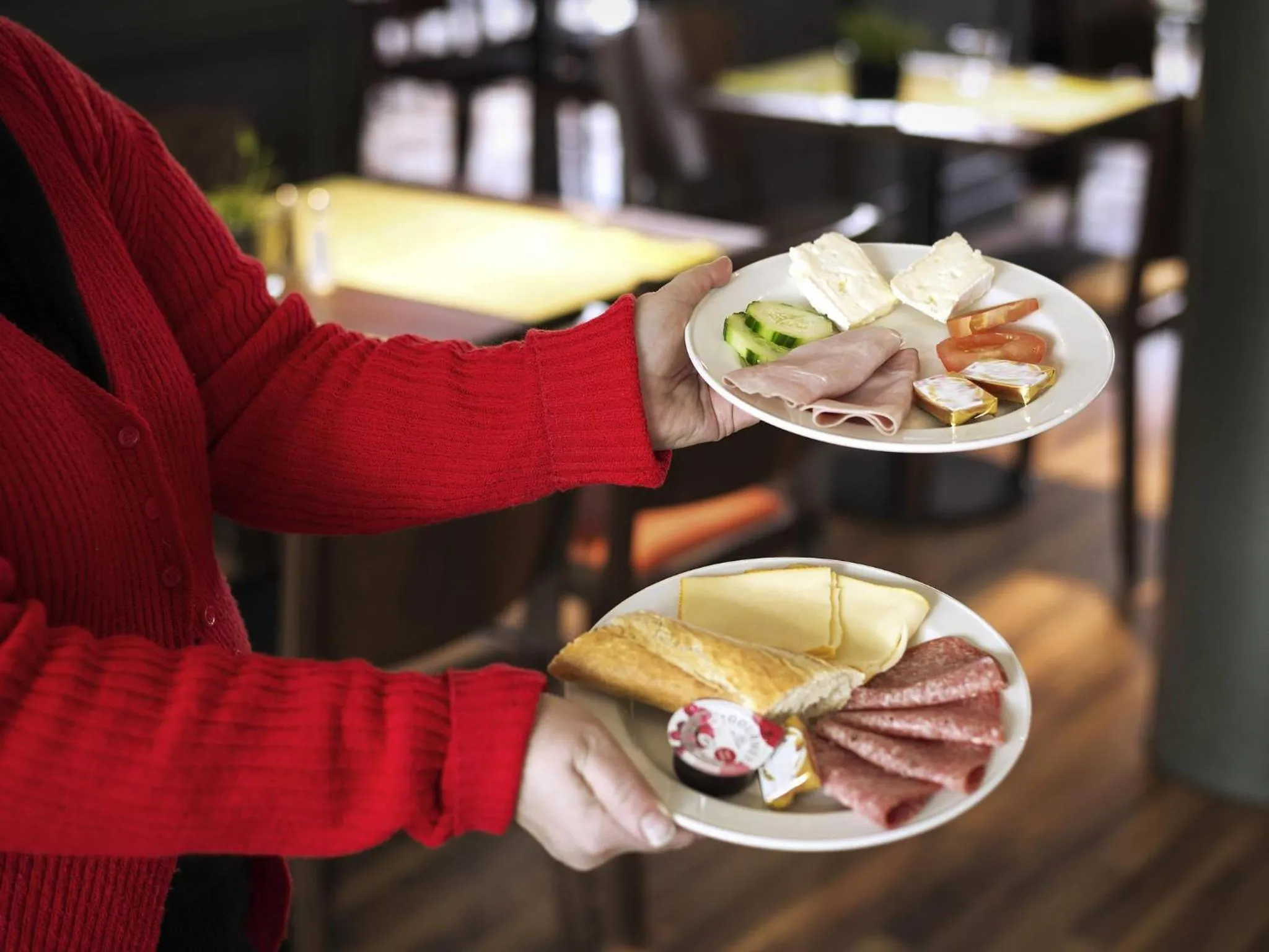 Restaurant/places to eat in ibis Luxembourg Sud