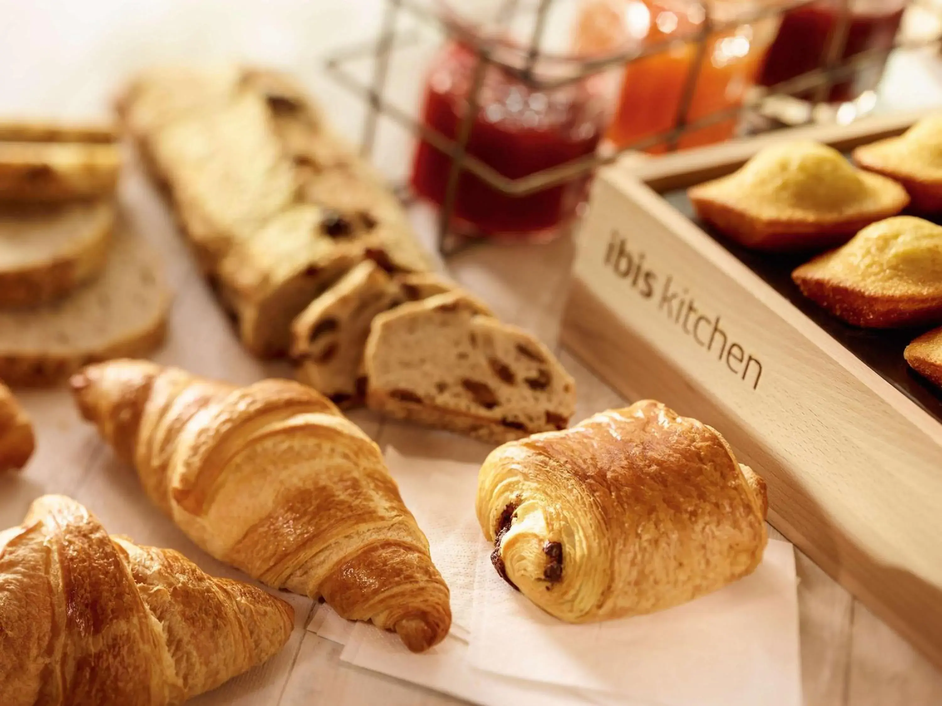 Restaurant/places to eat in ibis Luxembourg Sud Restaurant/places to eat in ibis Luxembourg Sud