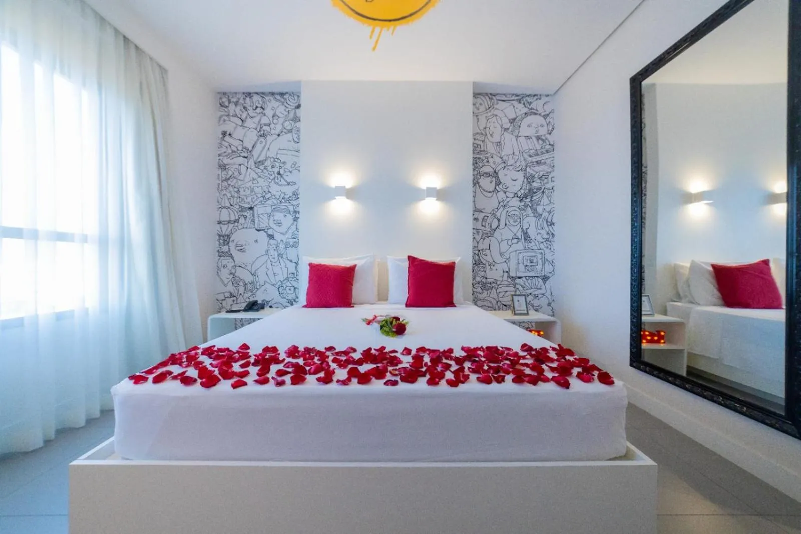 Photo of the whole room in ibis Styles Maracanau