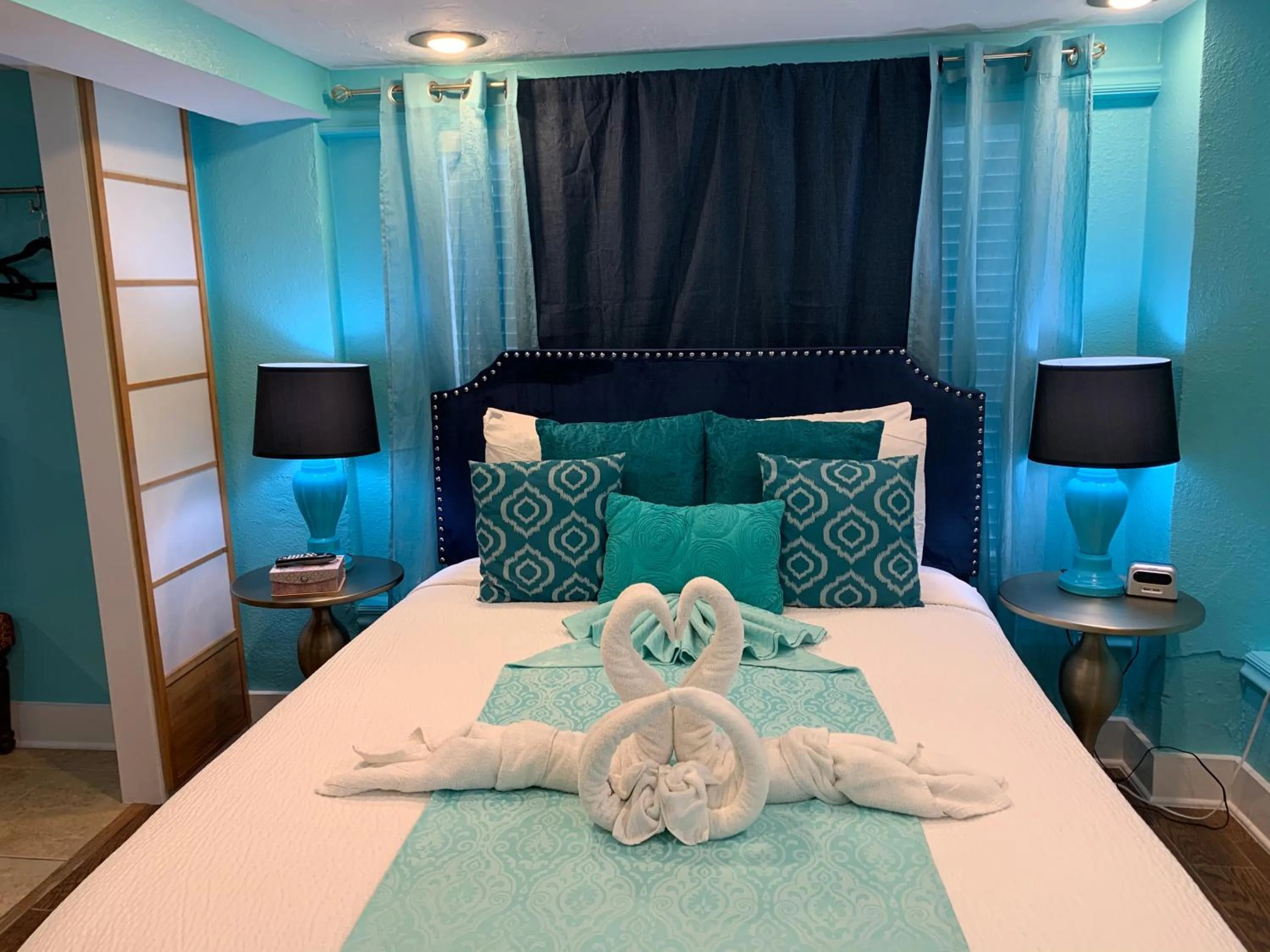 Bed in Peace & Plenty Inn Bed and Breakfast Downtown St Augustine-Adults Only