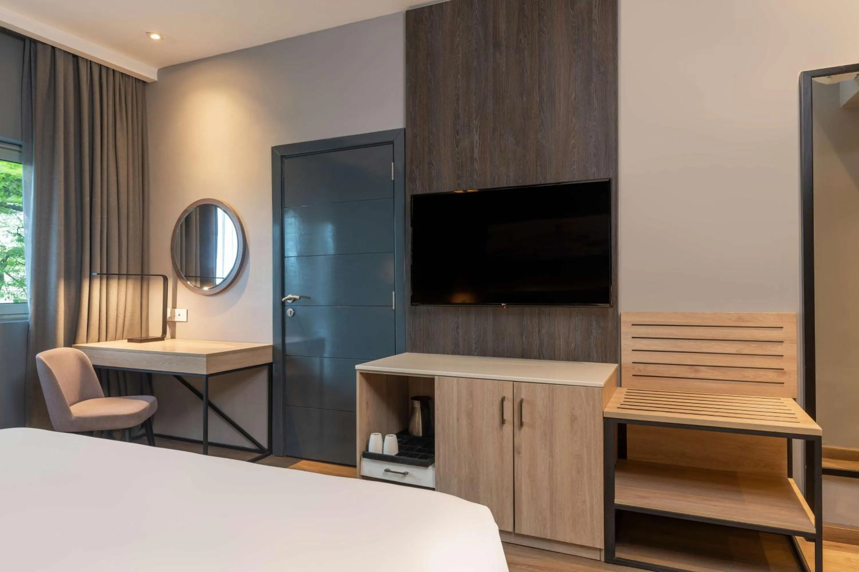 Bedroom, Bed in Park Inn by Radisson, Lagos Victoria Island