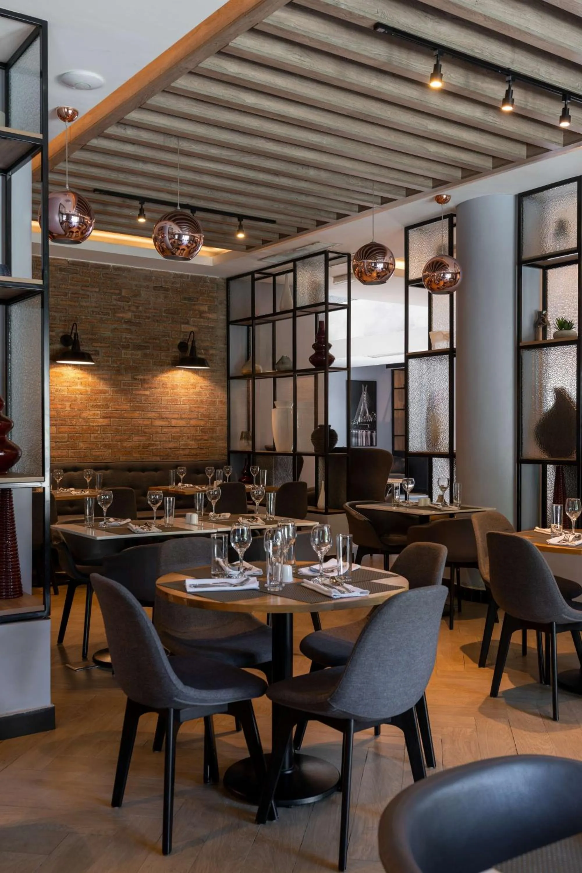 Restaurant/places to eat in Park Inn by Radisson, Lagos Victoria Island