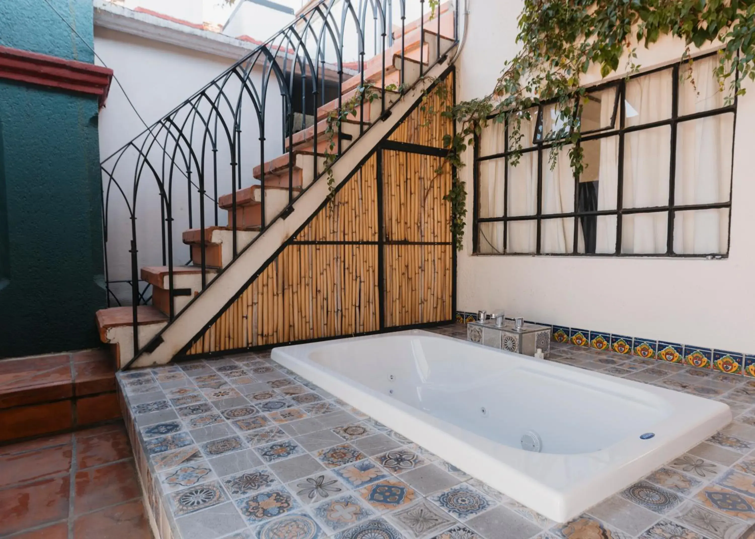 Suite with Hot Tub in Hotel Casa Guivá Suite with Hot Tub in Hotel Casa Guivá