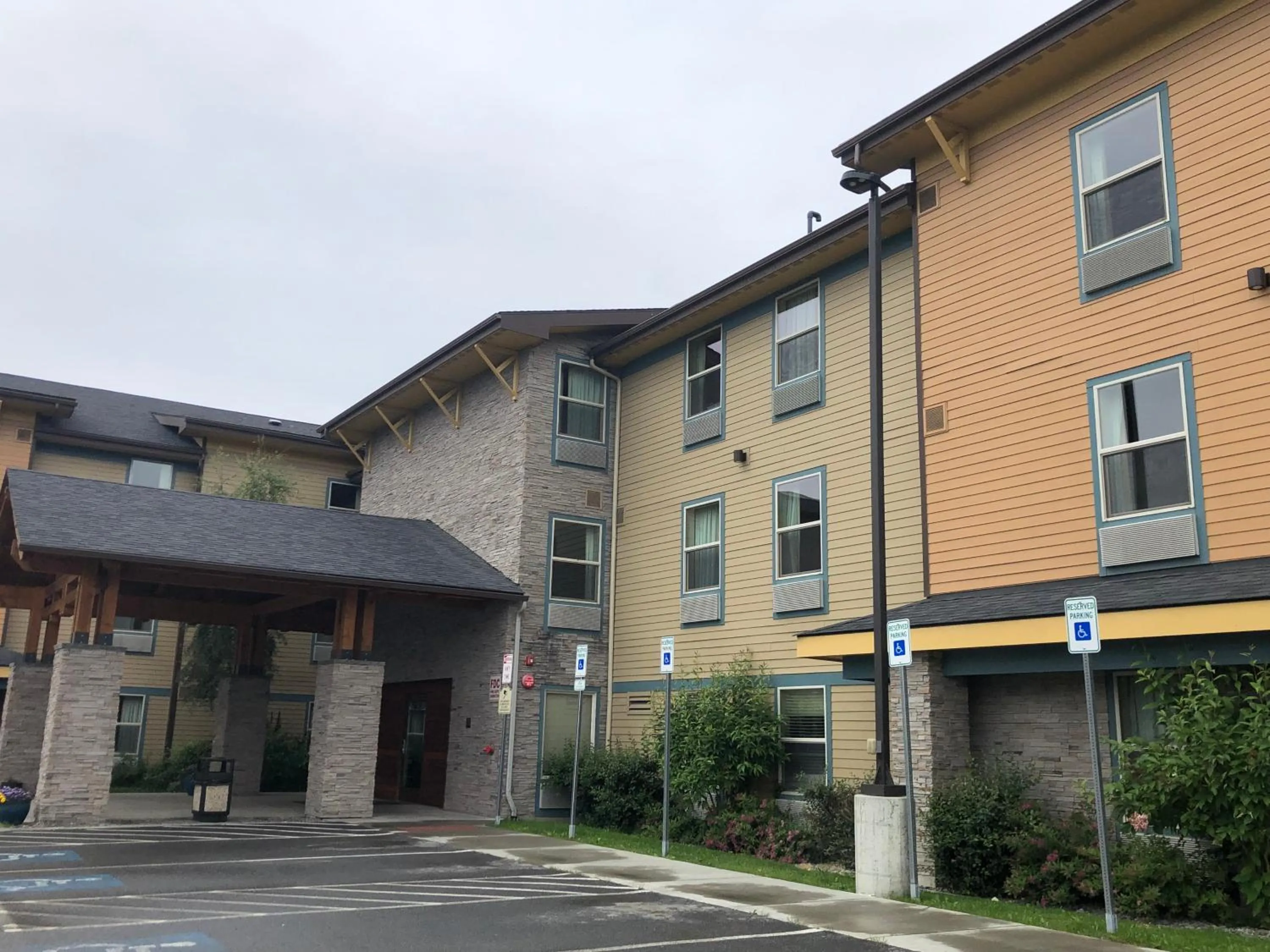 Property building in Aptel Studio Hotel