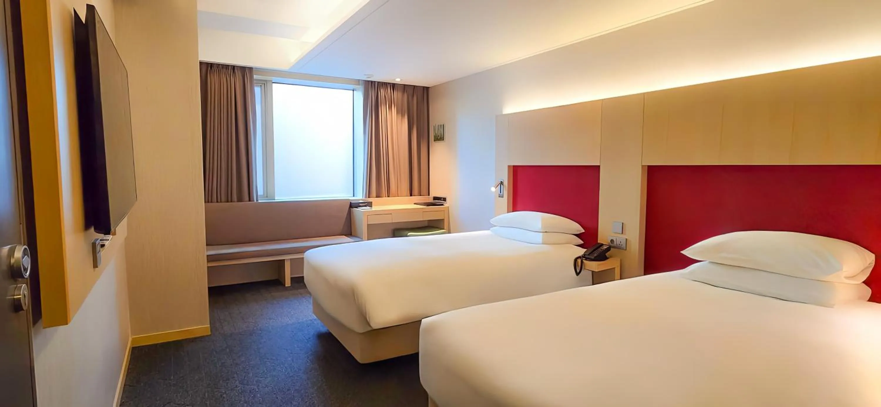 Bed in Hotel Midcity Myeongdong