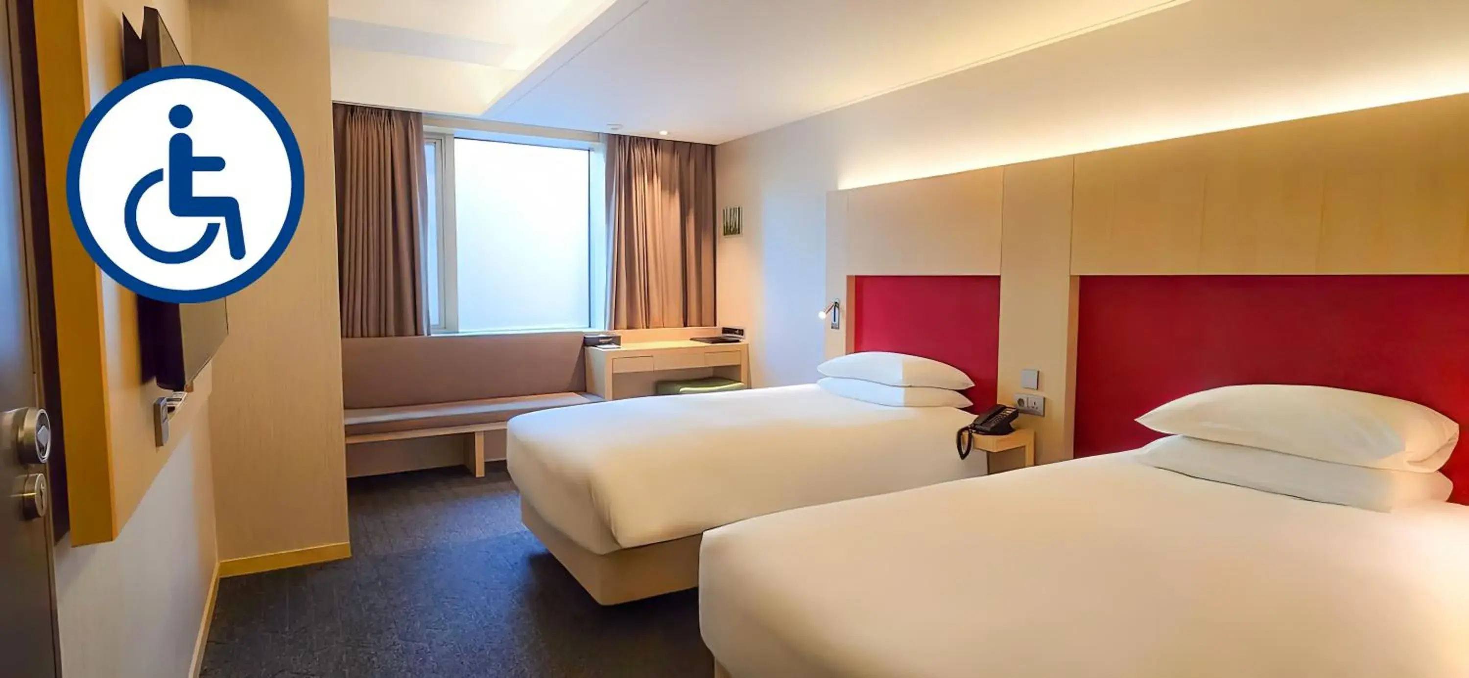Double or Twin Room - Disability Access in Hotel Midcity Myeongdong Double or Twin Room - Disability Access in Hotel Midcity Myeongdong
