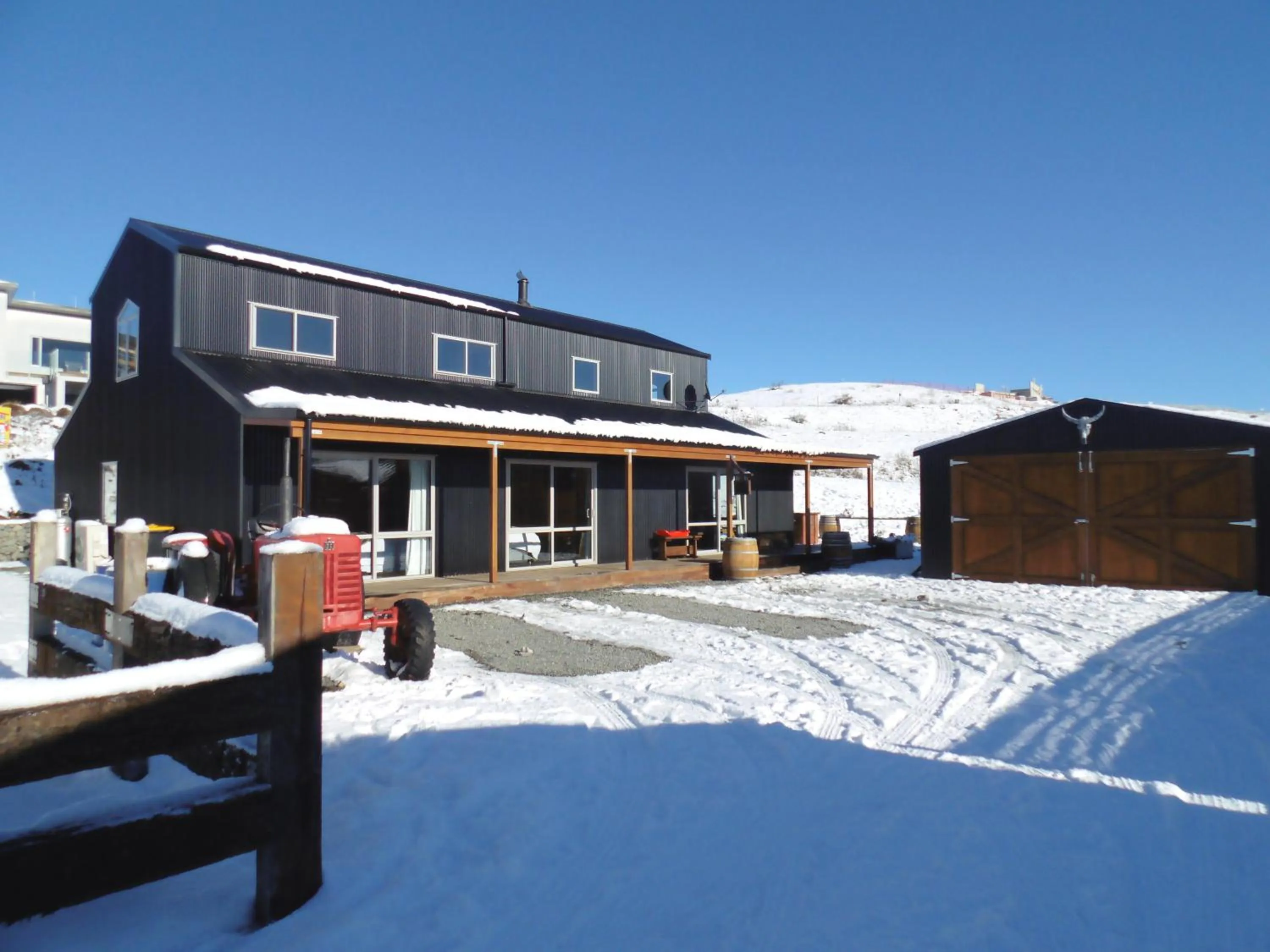 Facade/entrance in Tractor Shed