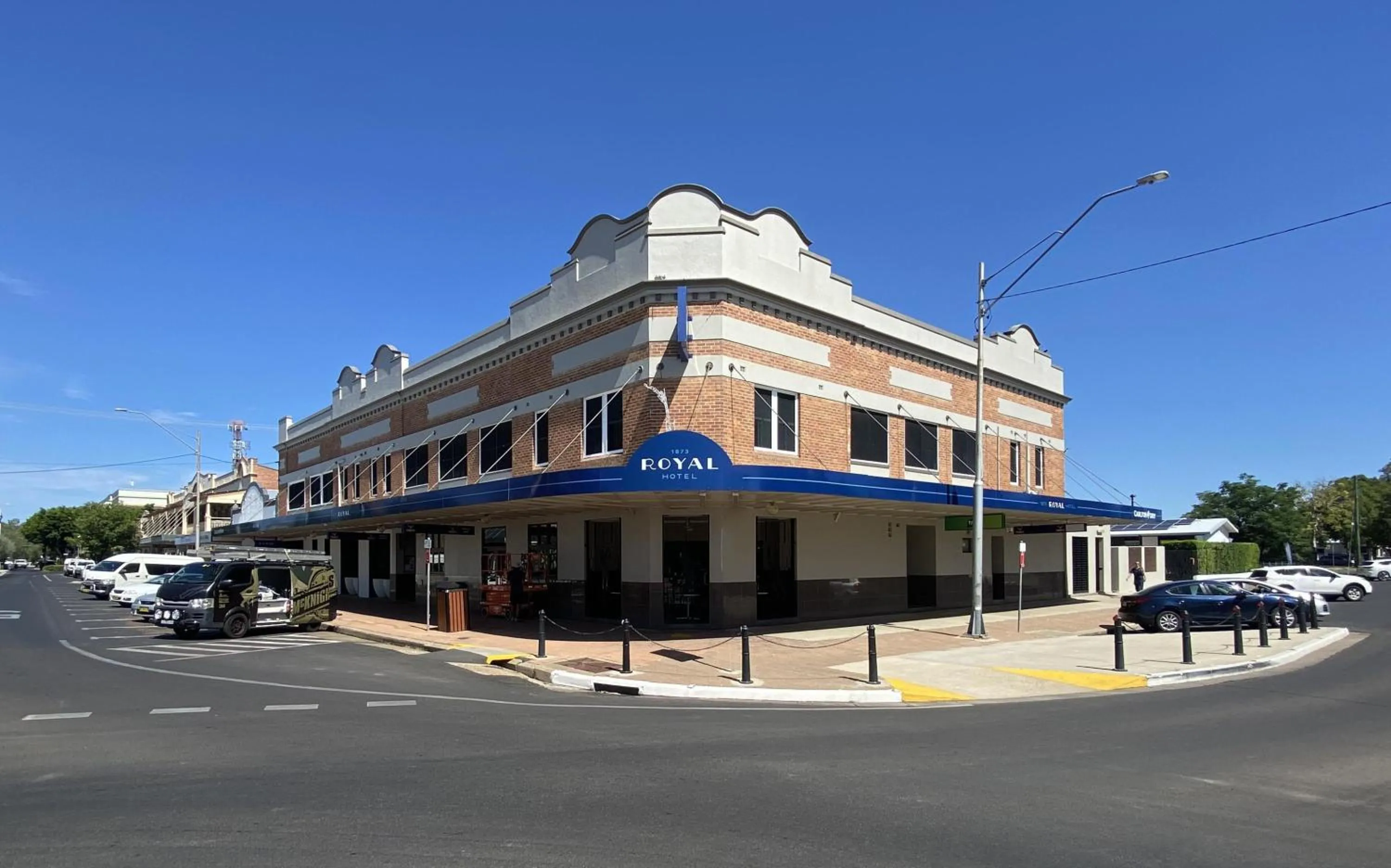 Property building in Royal Hotel-Motel