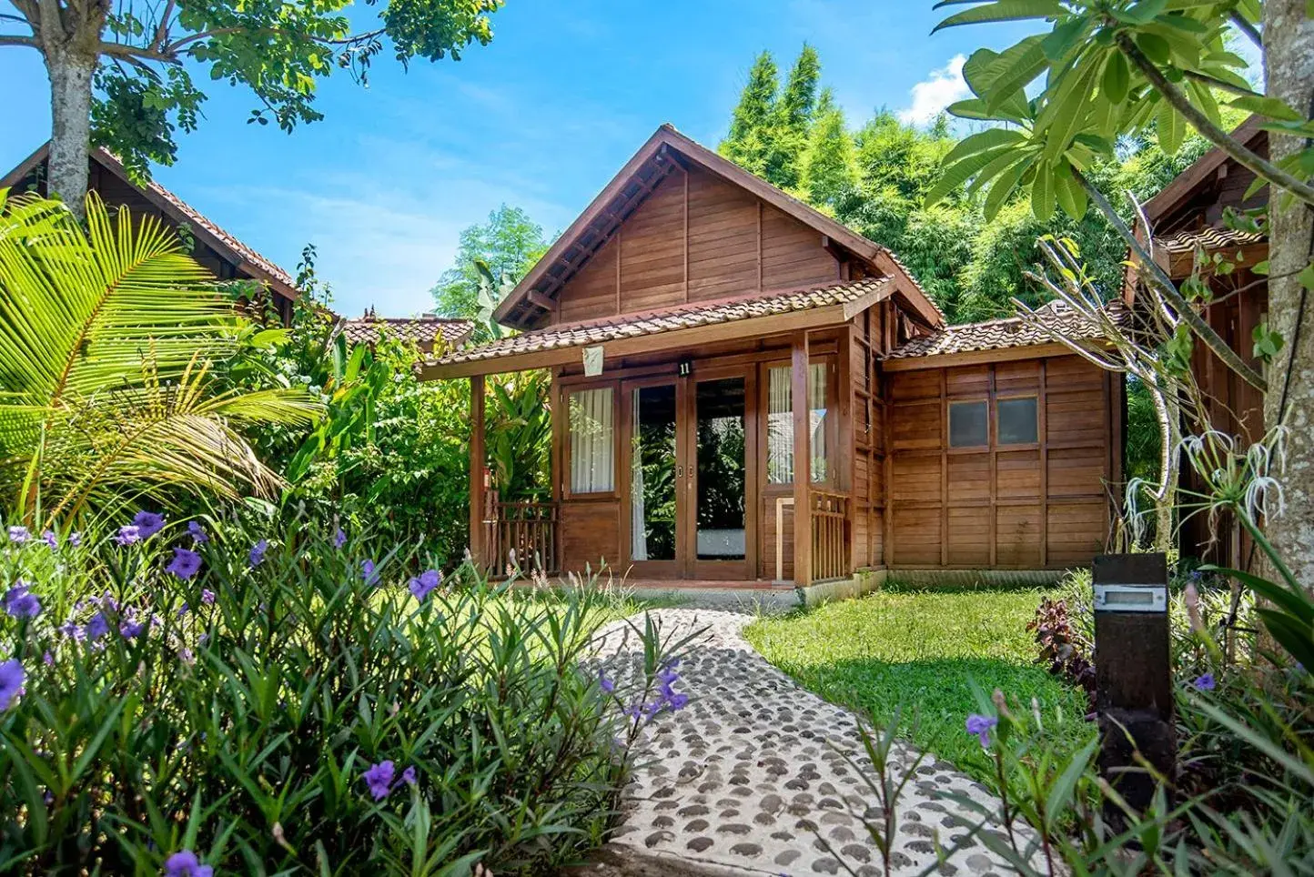 Cottage Garden View Room in The Kirana Ungasan Cottage Garden View Room in The Kirana Ungasan