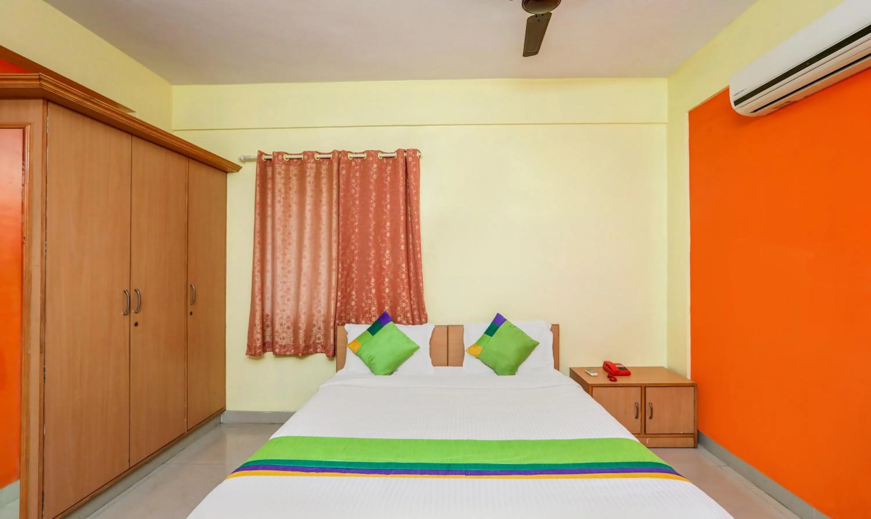 Bedroom in Itsy Hotels Jasmine