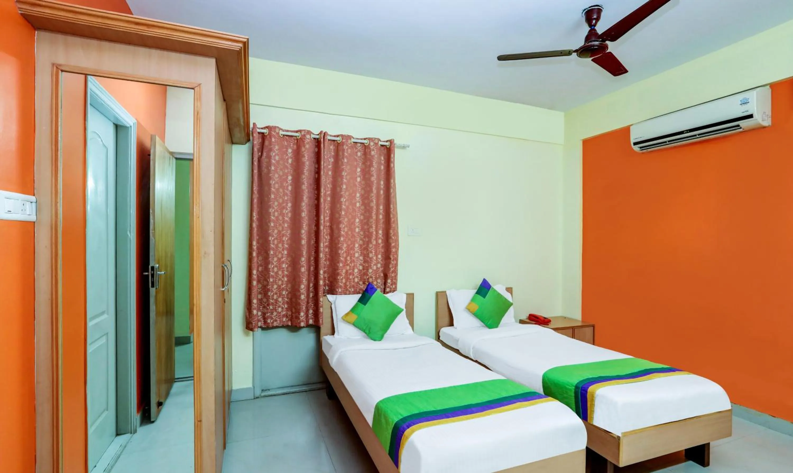 Bedroom in Itsy Hotels Jasmine