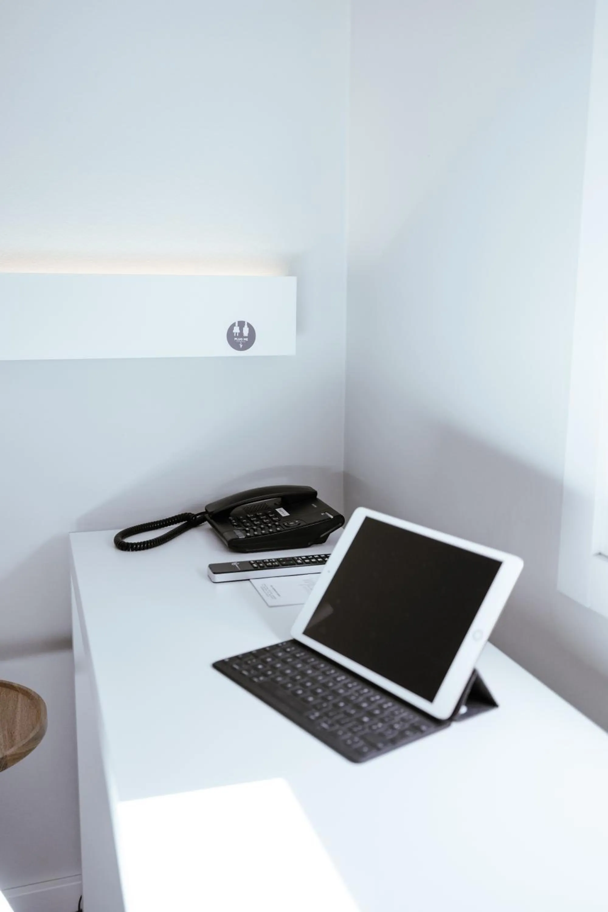 Seating area in Ibis Luxembourg Airport