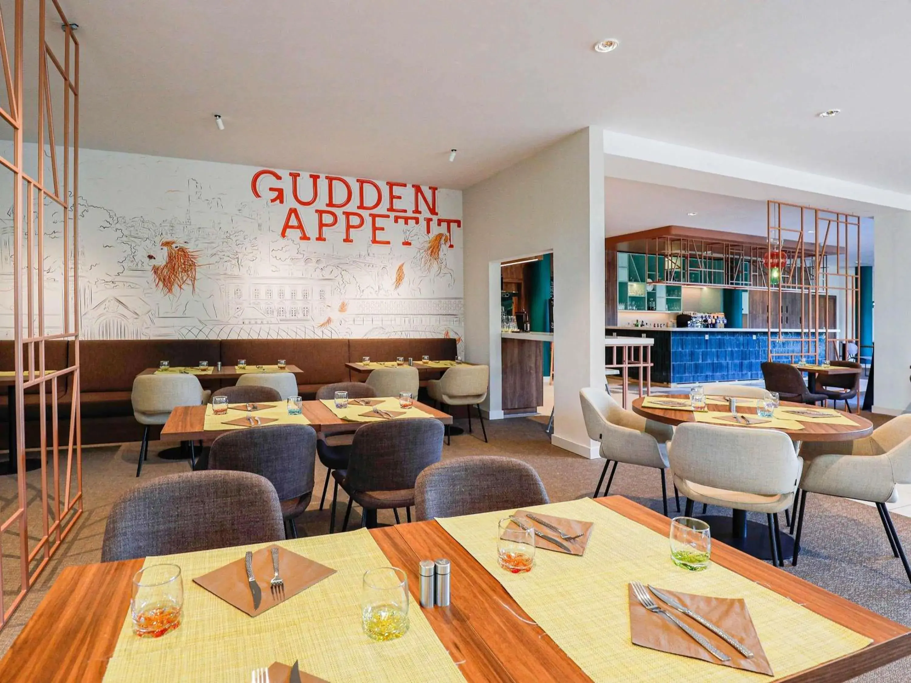 Restaurant/places to eat in Ibis Luxembourg Airport Restaurant/places to eat in Ibis Luxembourg Airport