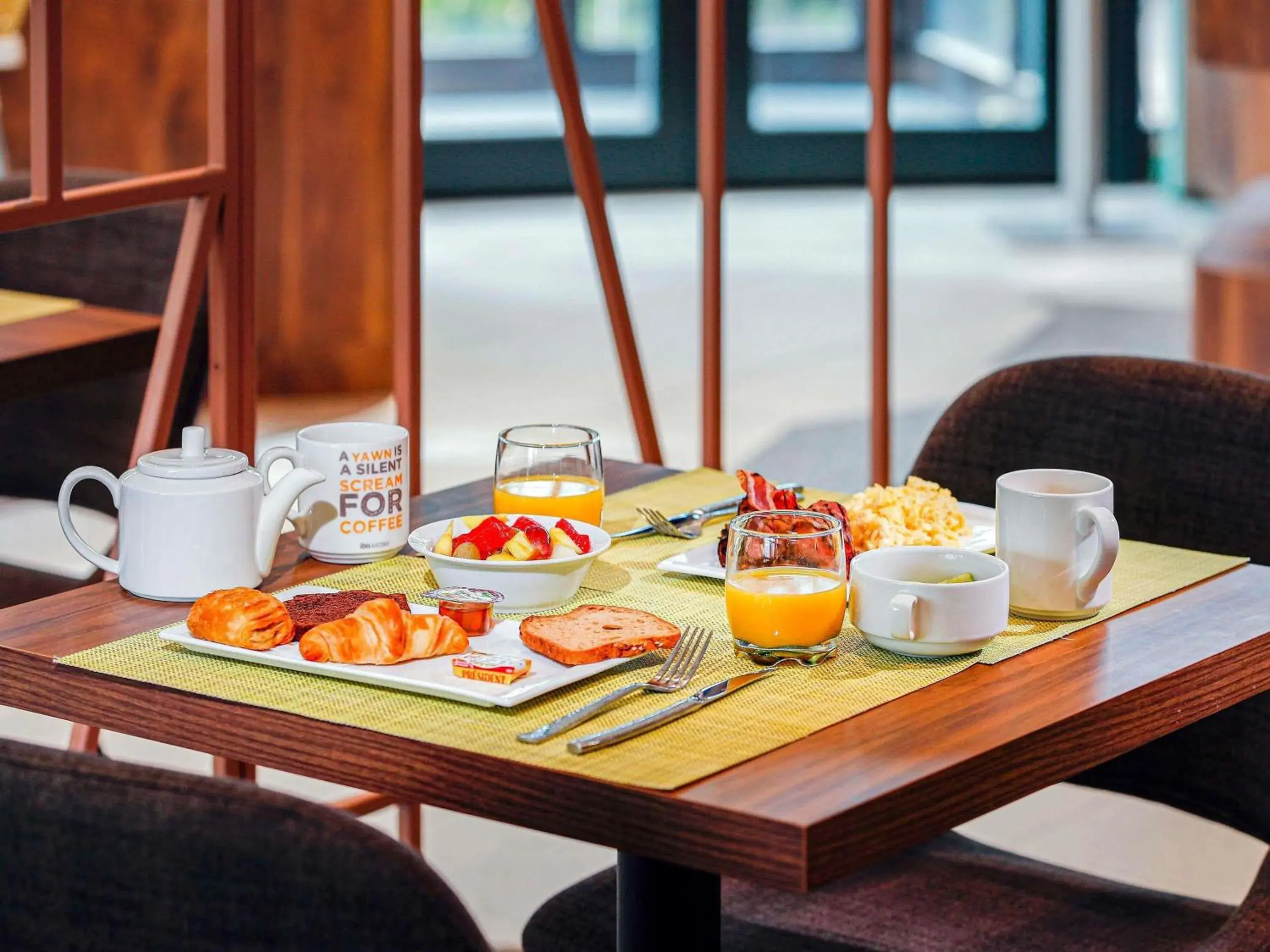 Ibis Luxembourg Airport Ibis Luxembourg Airport