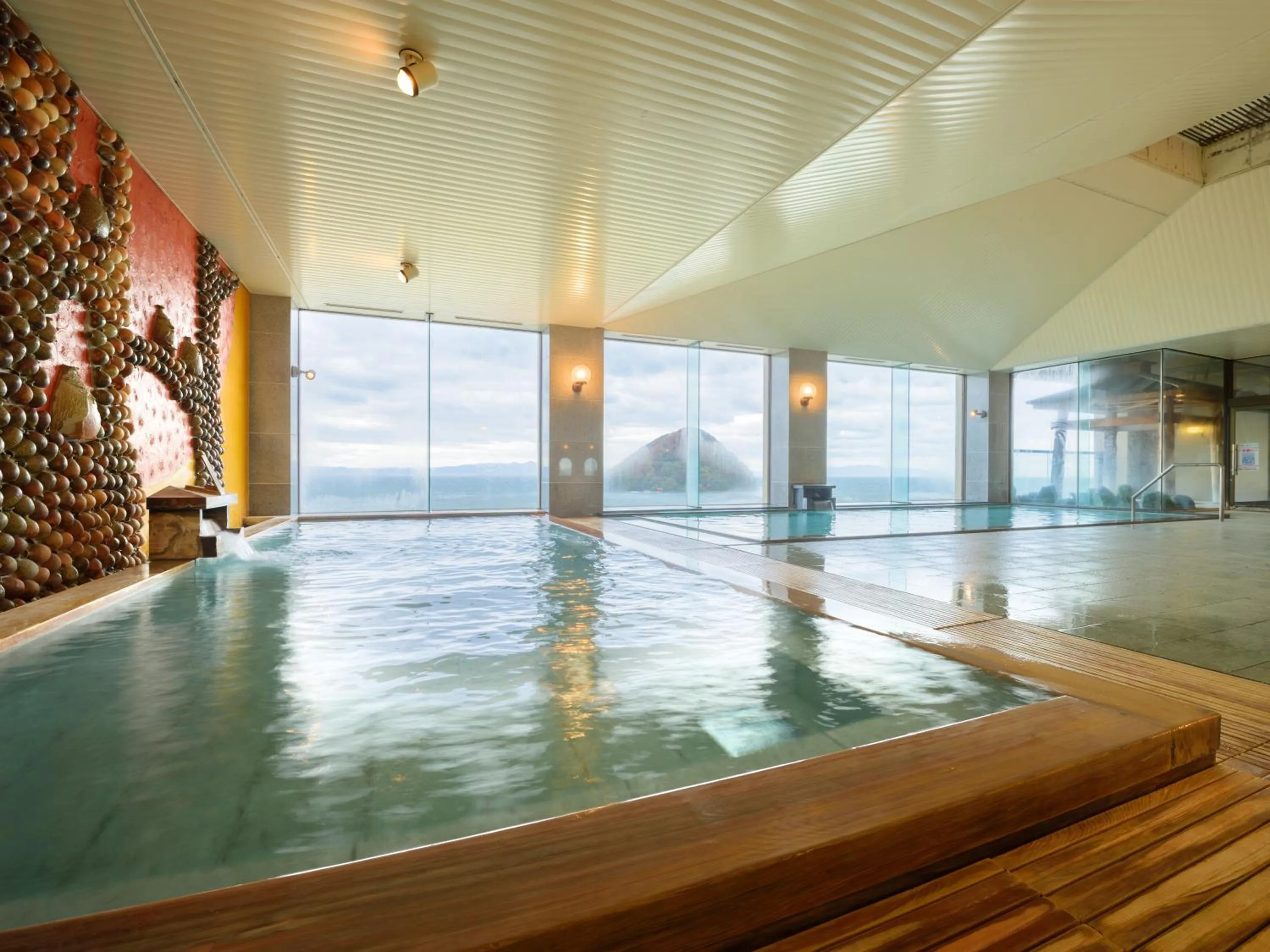 Hot Spring Bath in Kaisenkaku