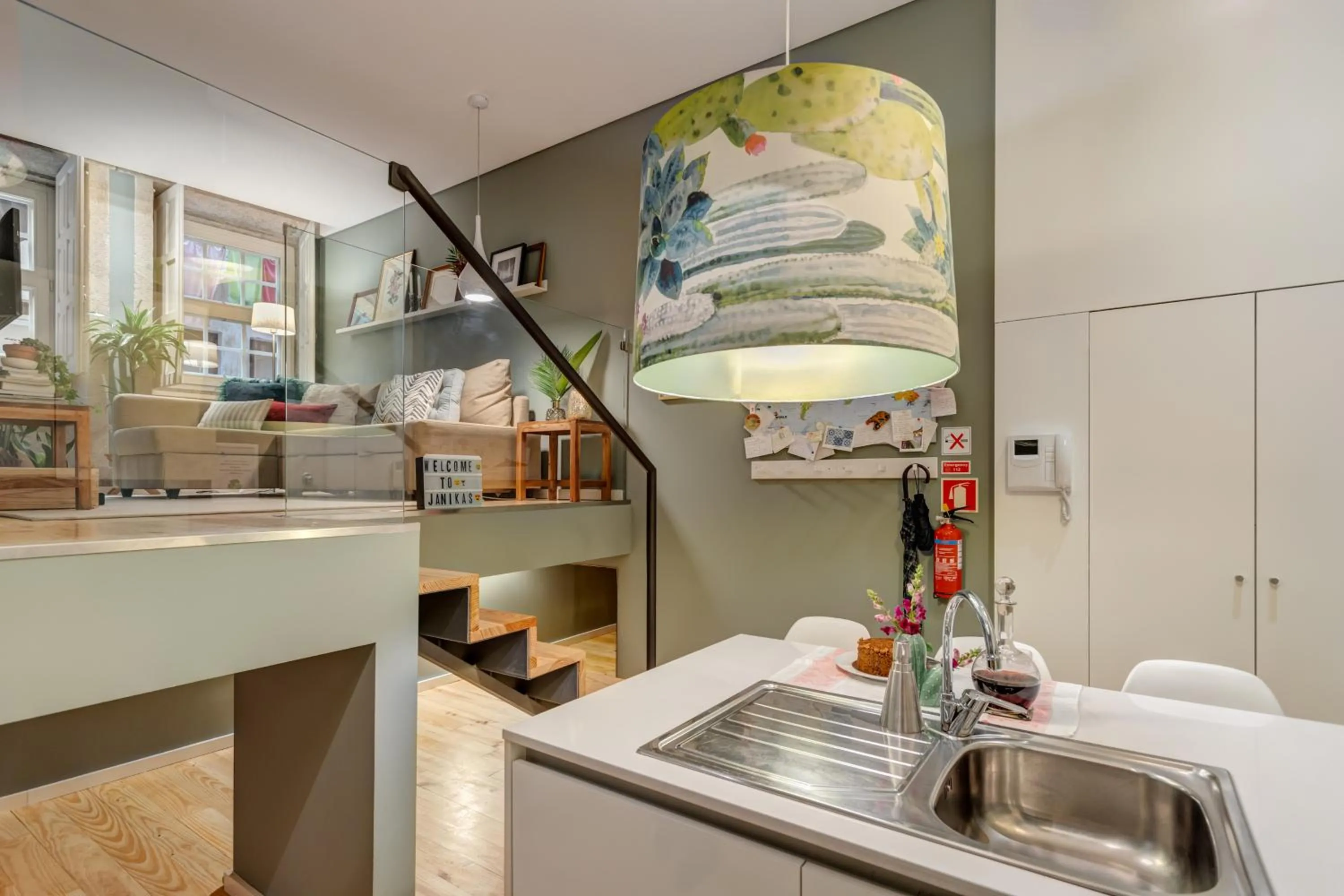 Kitchen or kitchenette in Janika's Apartment