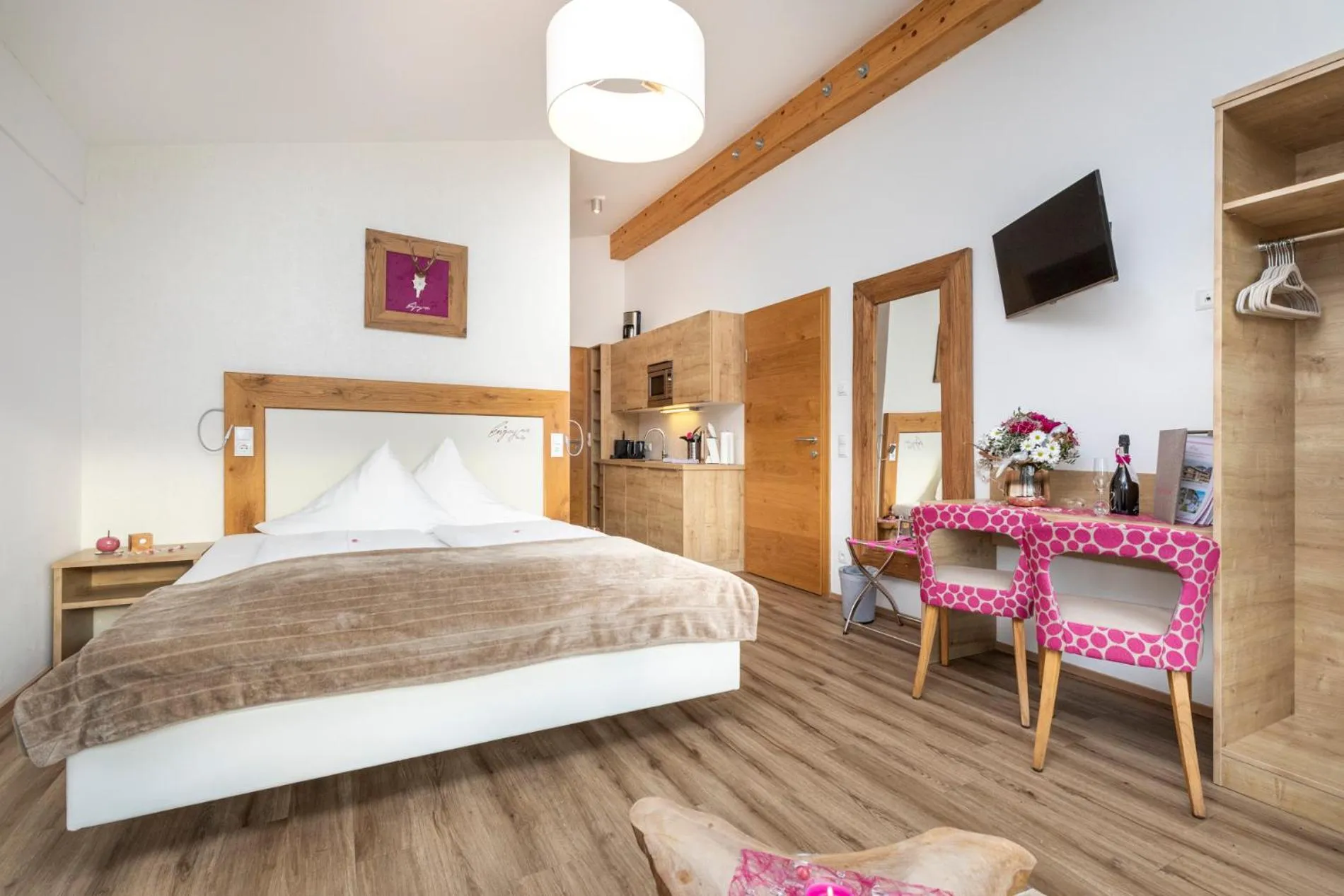 Kitchen or kitchenette, Bed in Enjoy The Alps