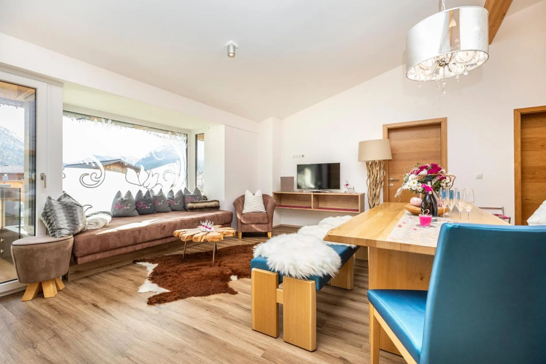 TV and multimedia in Enjoy The Alps