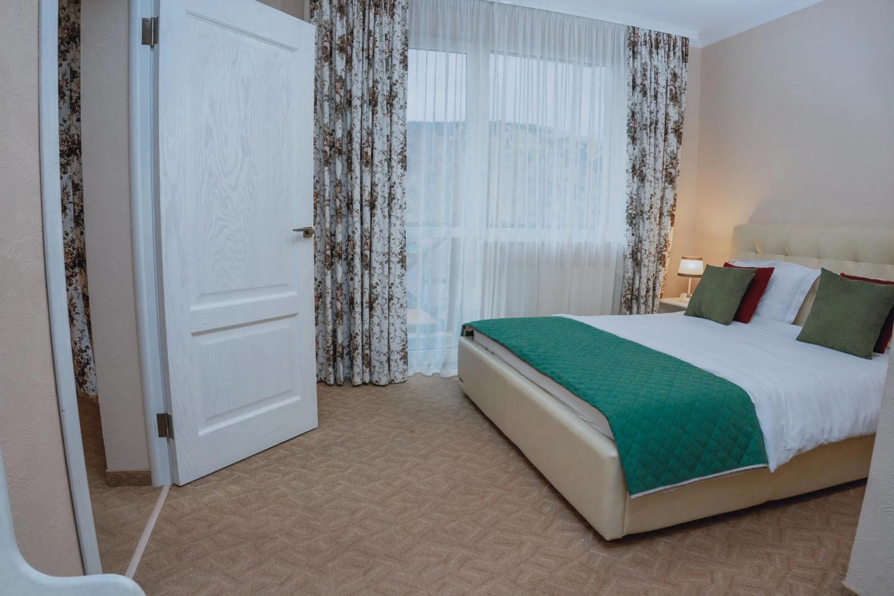 Bed in Hotel&Restaurant Premium Club