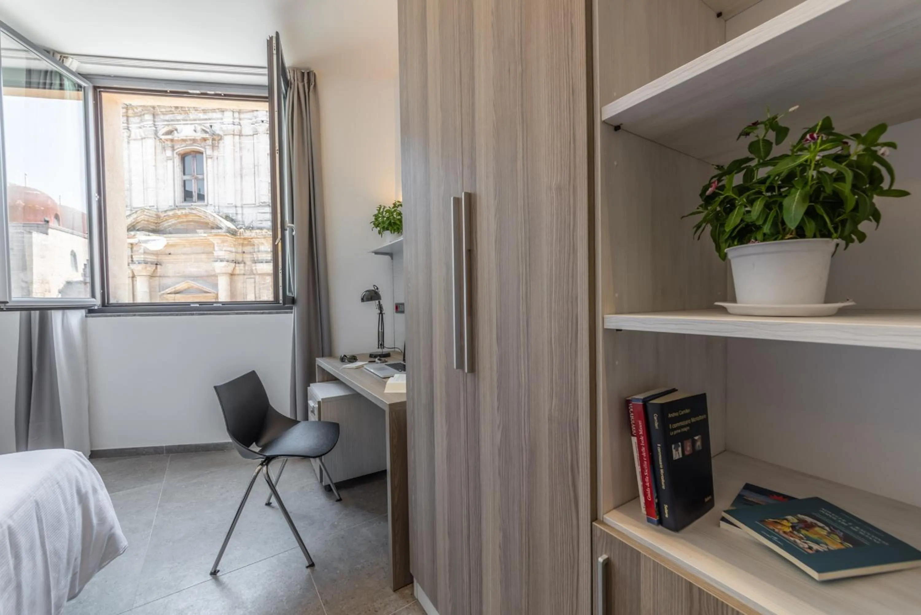 Decorative detail in Camplus Palermo Normanni - Casa per ferie