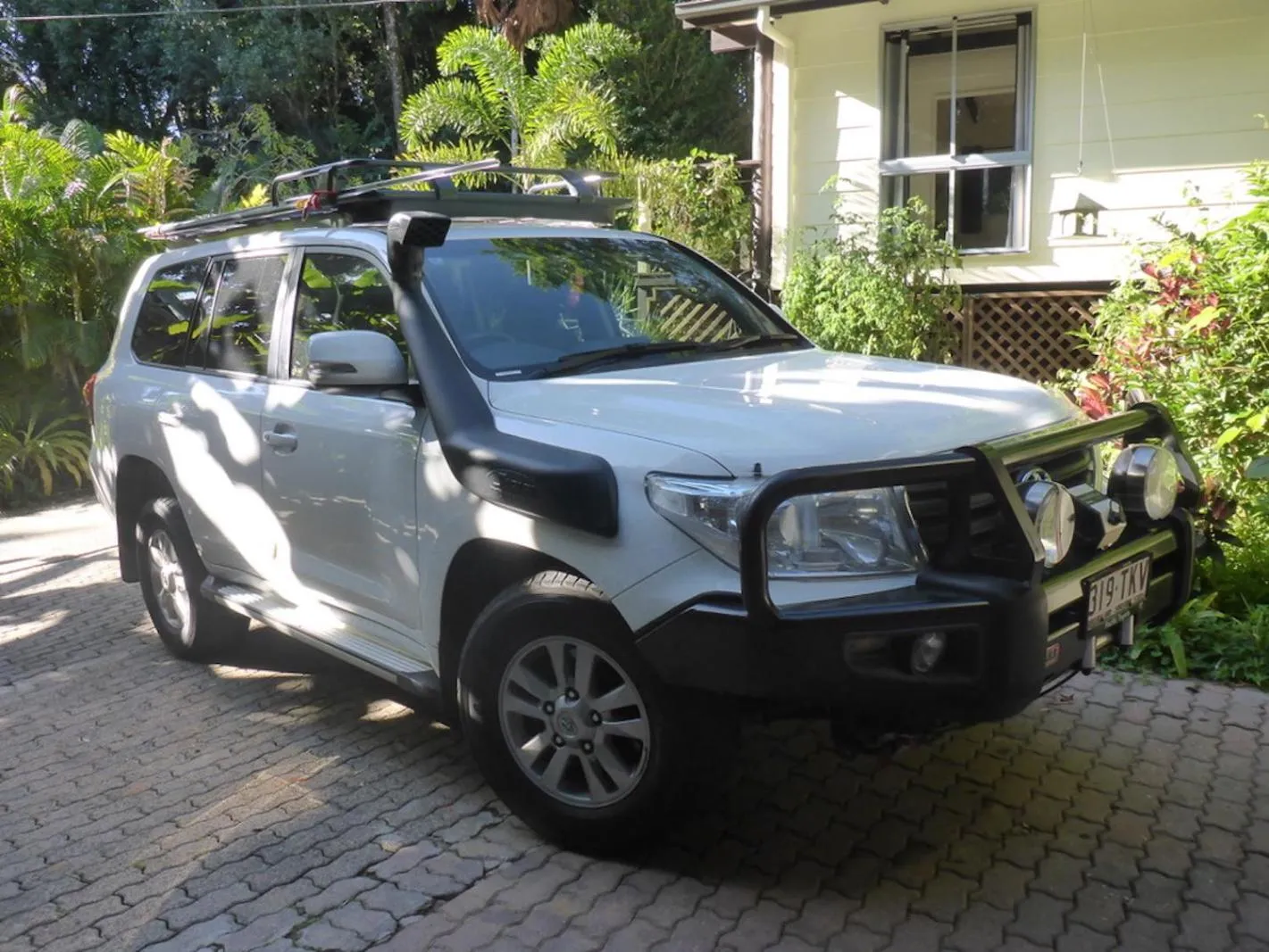 shuttle in Kuranda Ngorongoro Lodge