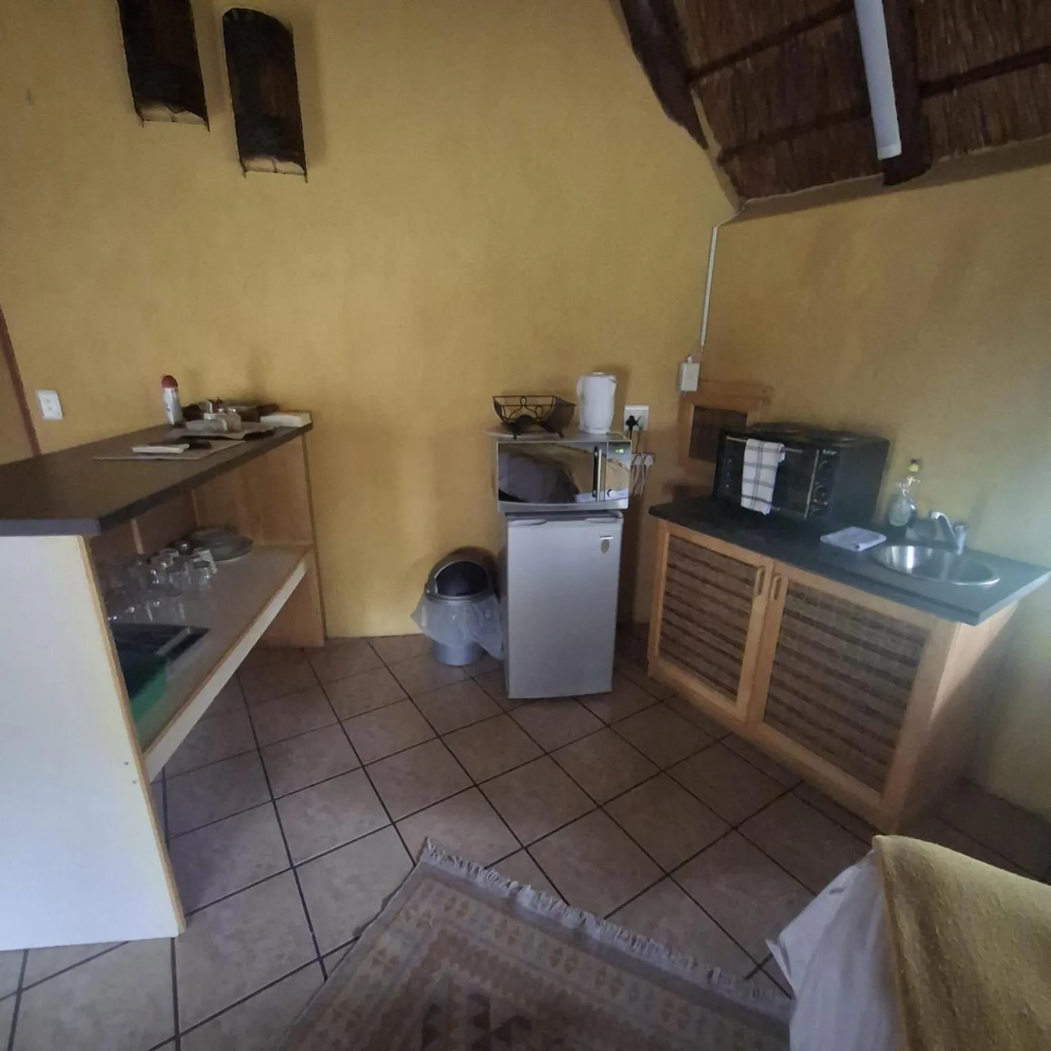Kitchen or kitchenette in Jabula Kruger Safari Lodge