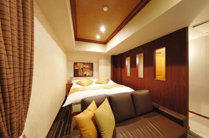 Bed in Hotel Water Gate Nagoya - Love Hotel for couple -