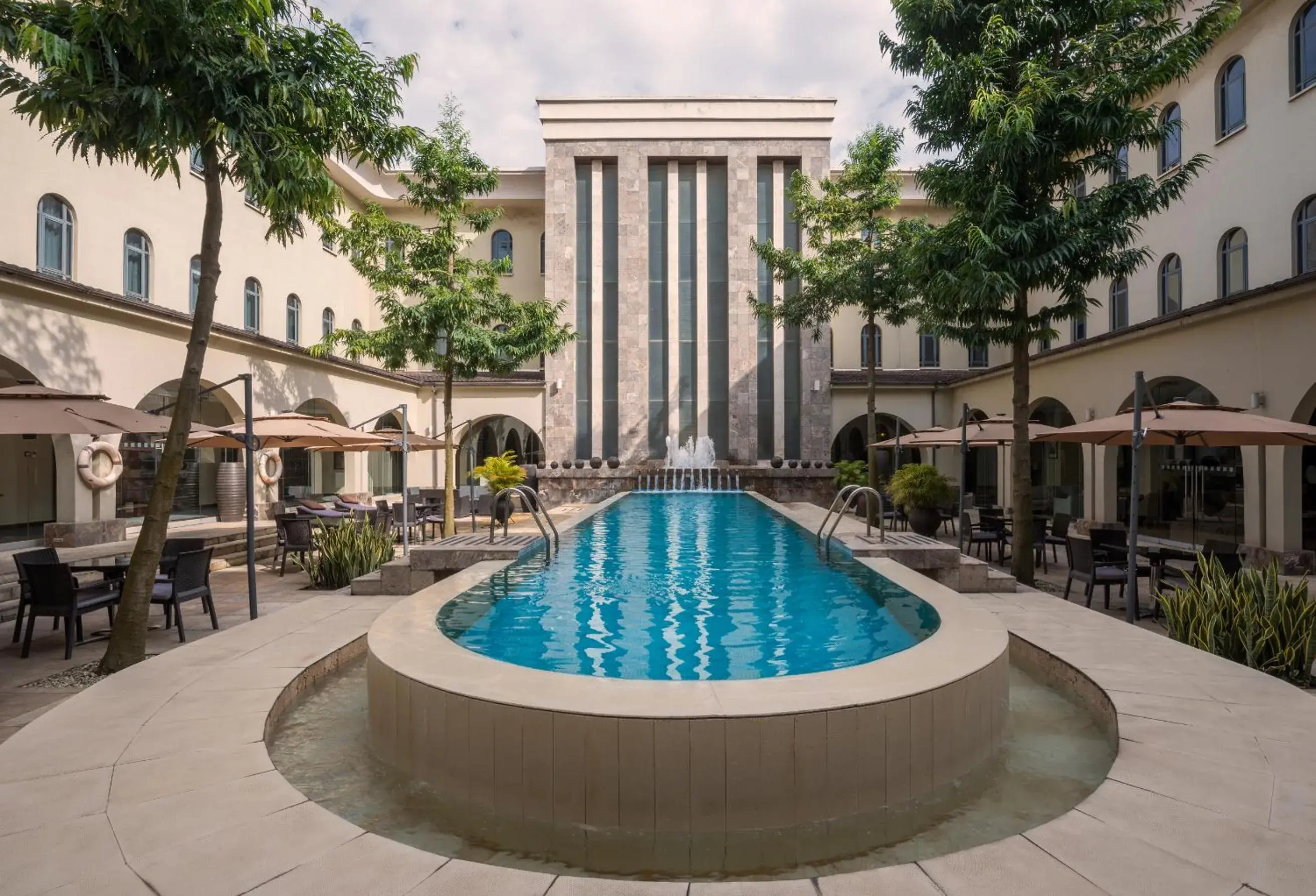 Swimming pool in Radisson Lagos Ikeja Swimming pool in Radisson Lagos Ikeja