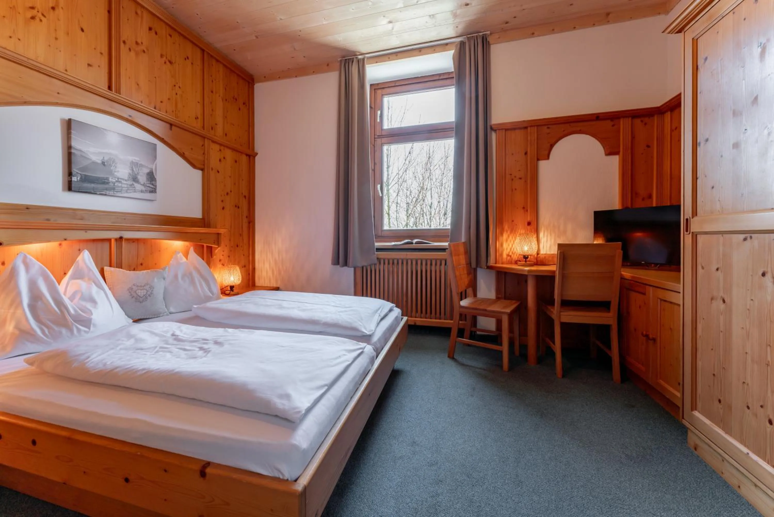 Bedroom, Bed in Hotel Gasthof Post