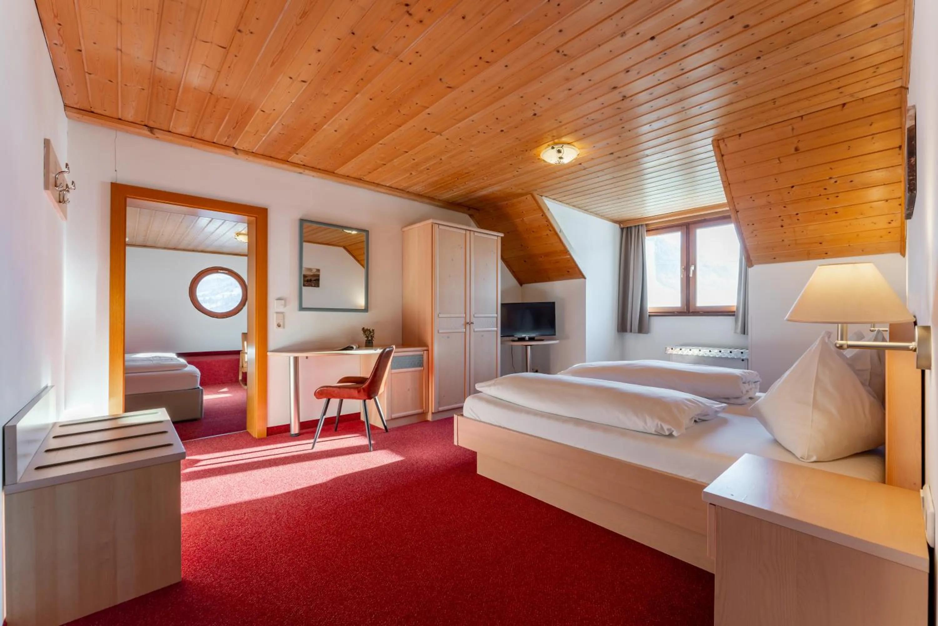 Bedroom, Bed in Hotel Gasthof Post