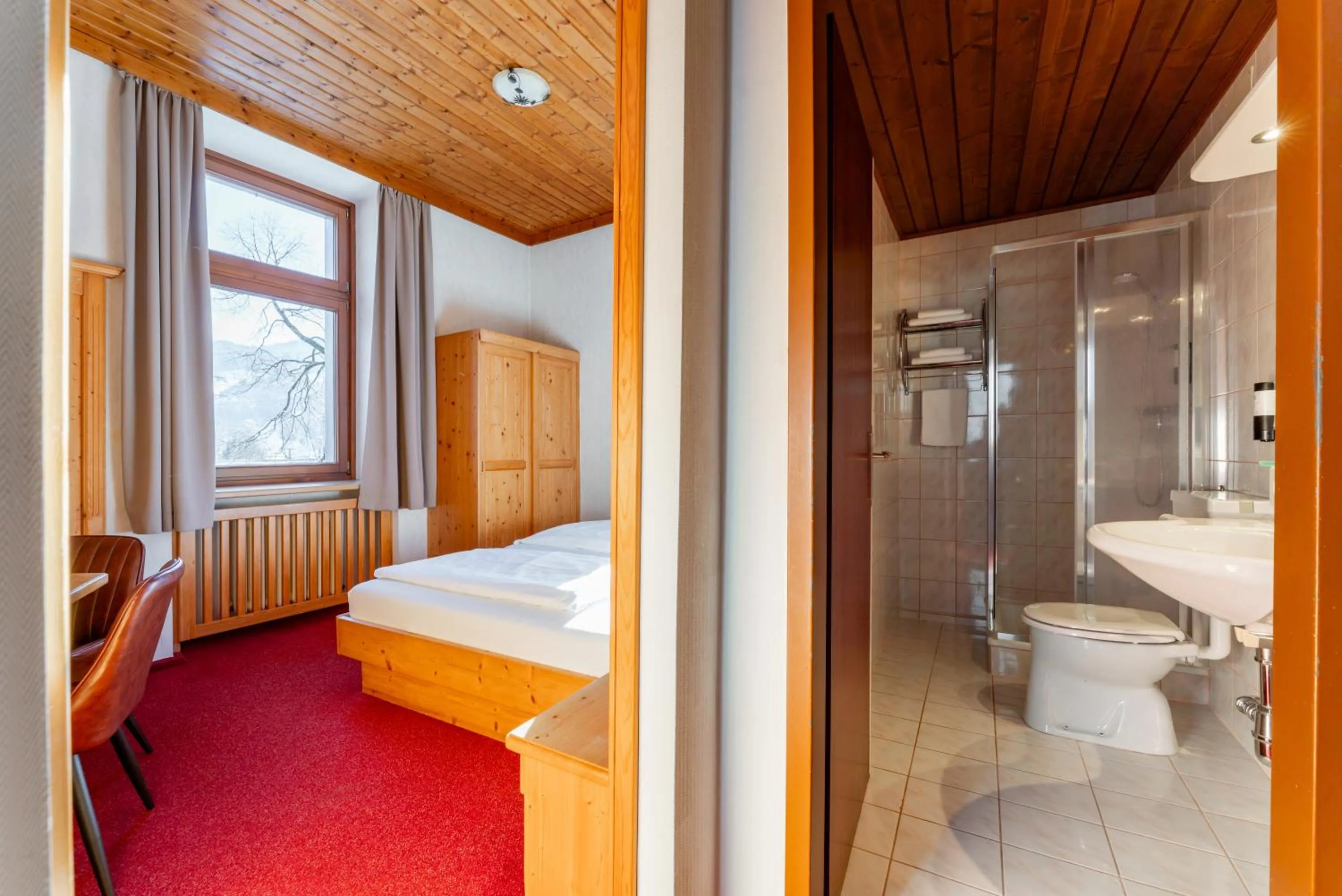 Bedroom, Bed in Hotel Gasthof Post