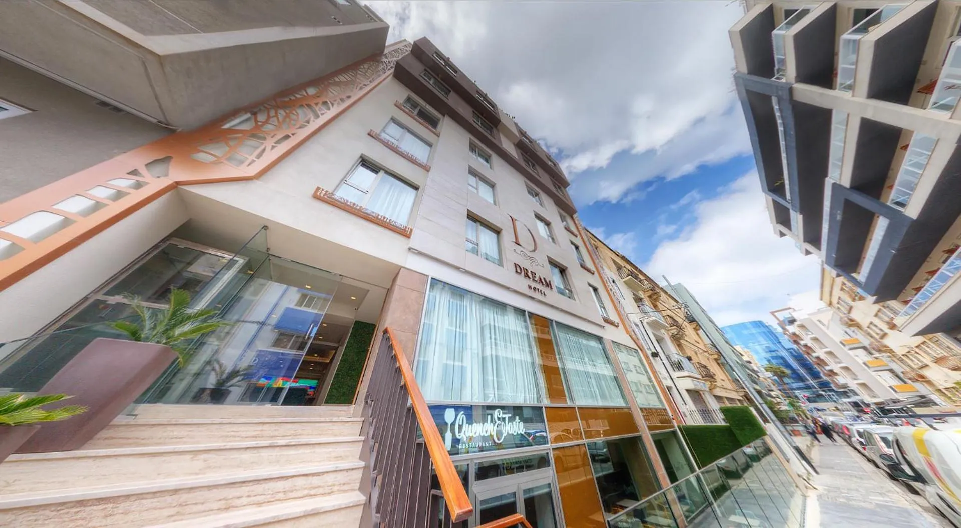 Facade/entrance in Ddream Hotel