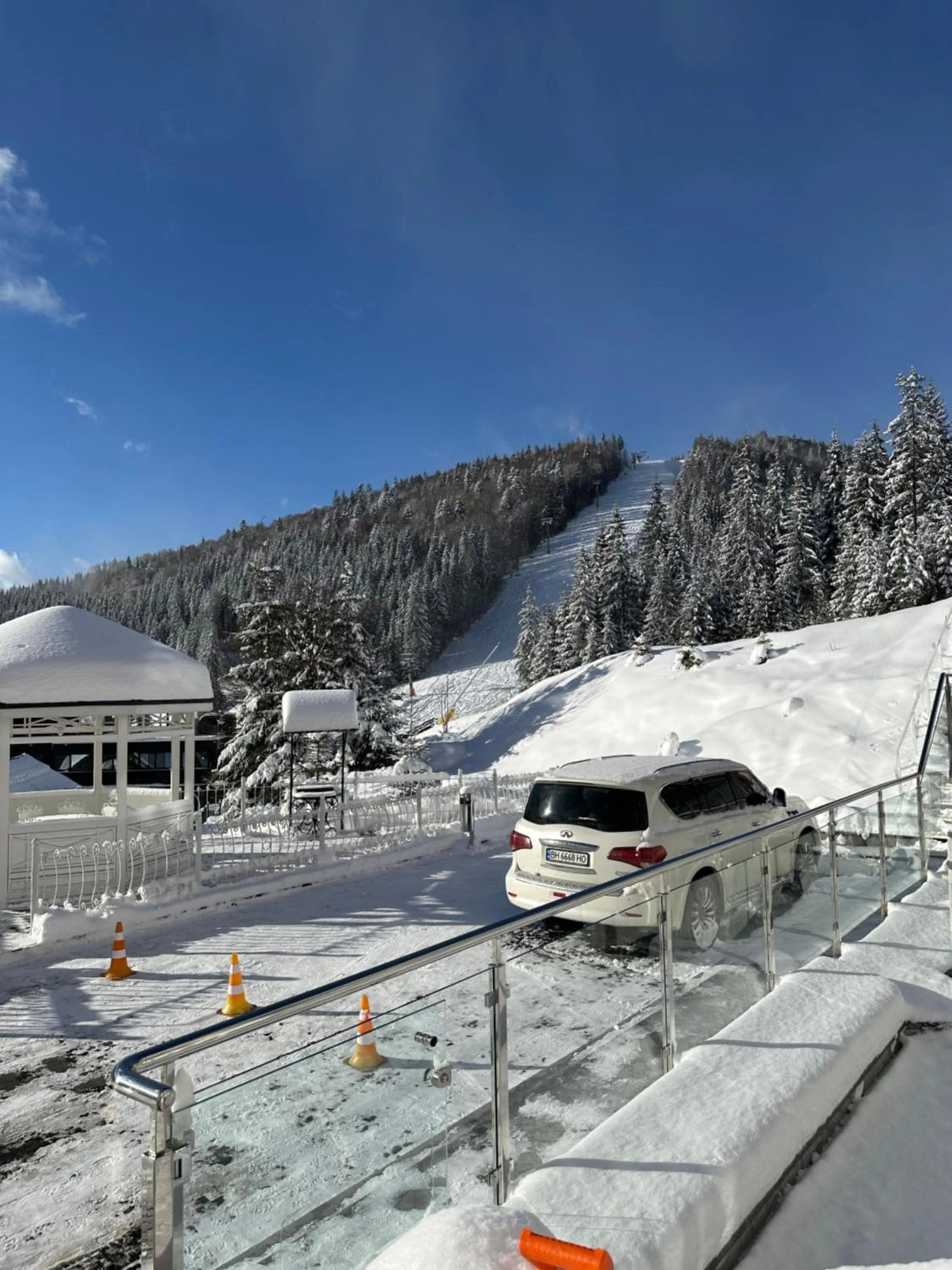 Day in Chevalier Hotel & SPA