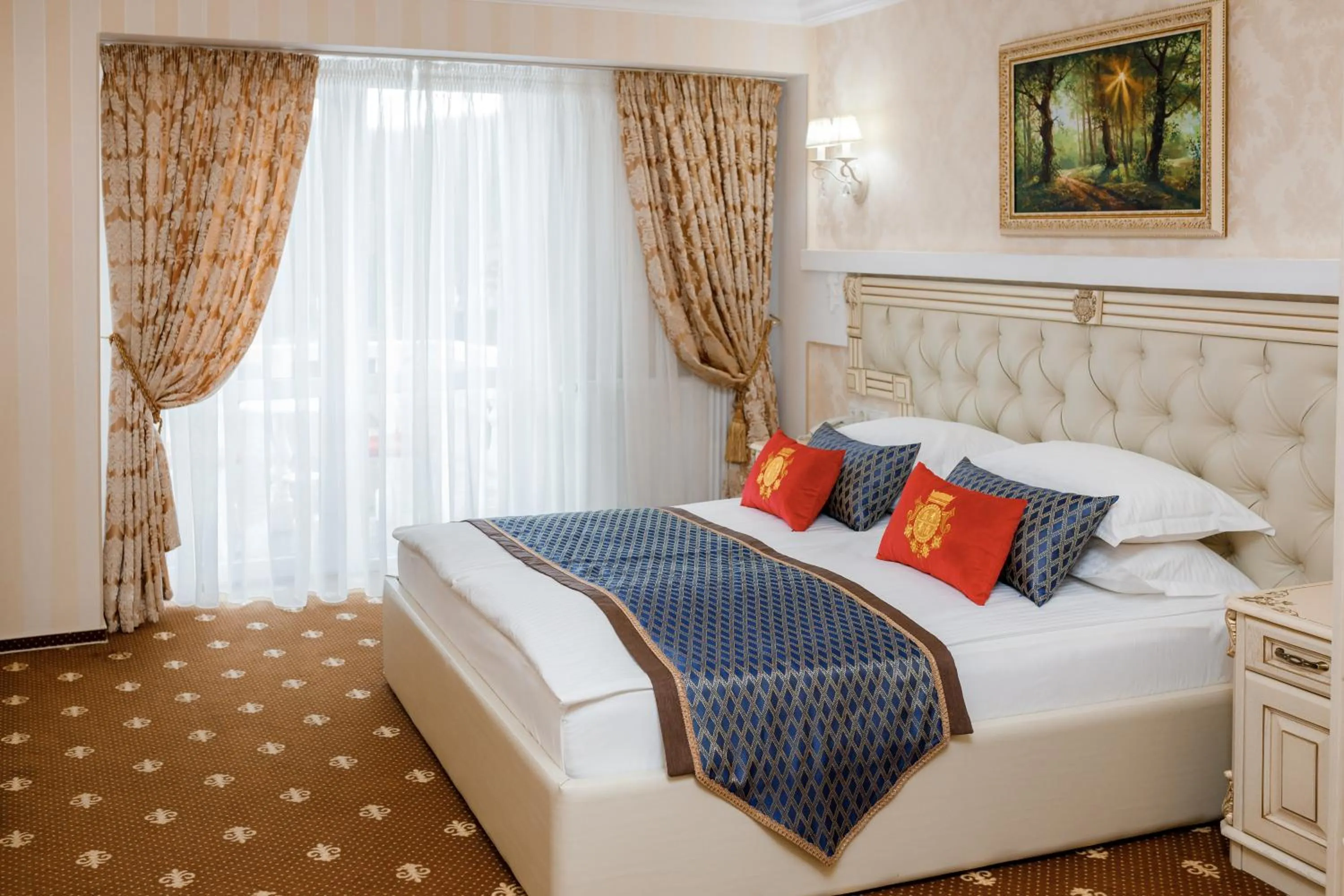 Bed in Chevalier Hotel & SPA