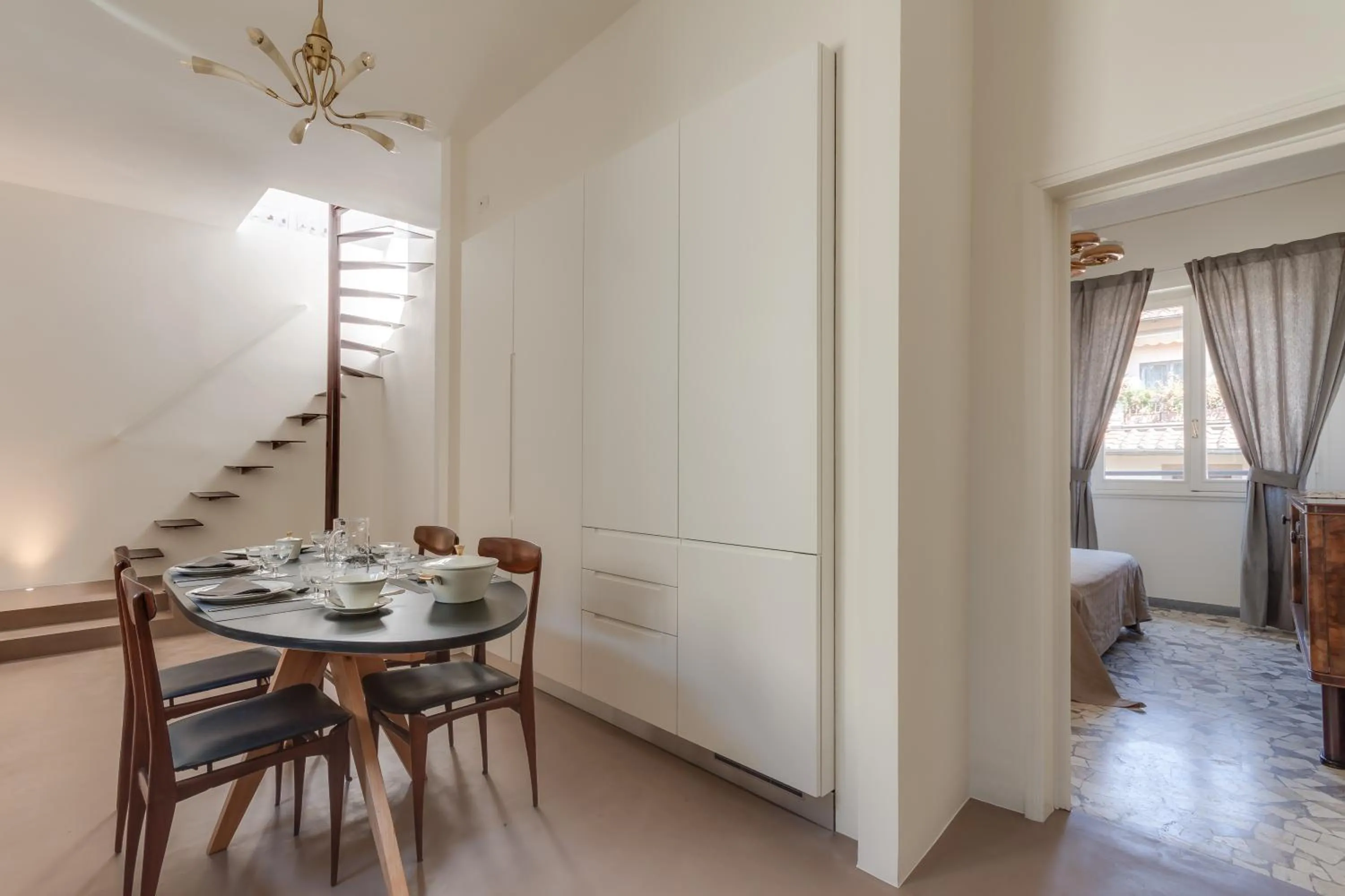 Dining area, Bed in Apartments Florence - Santa Maria Balcony