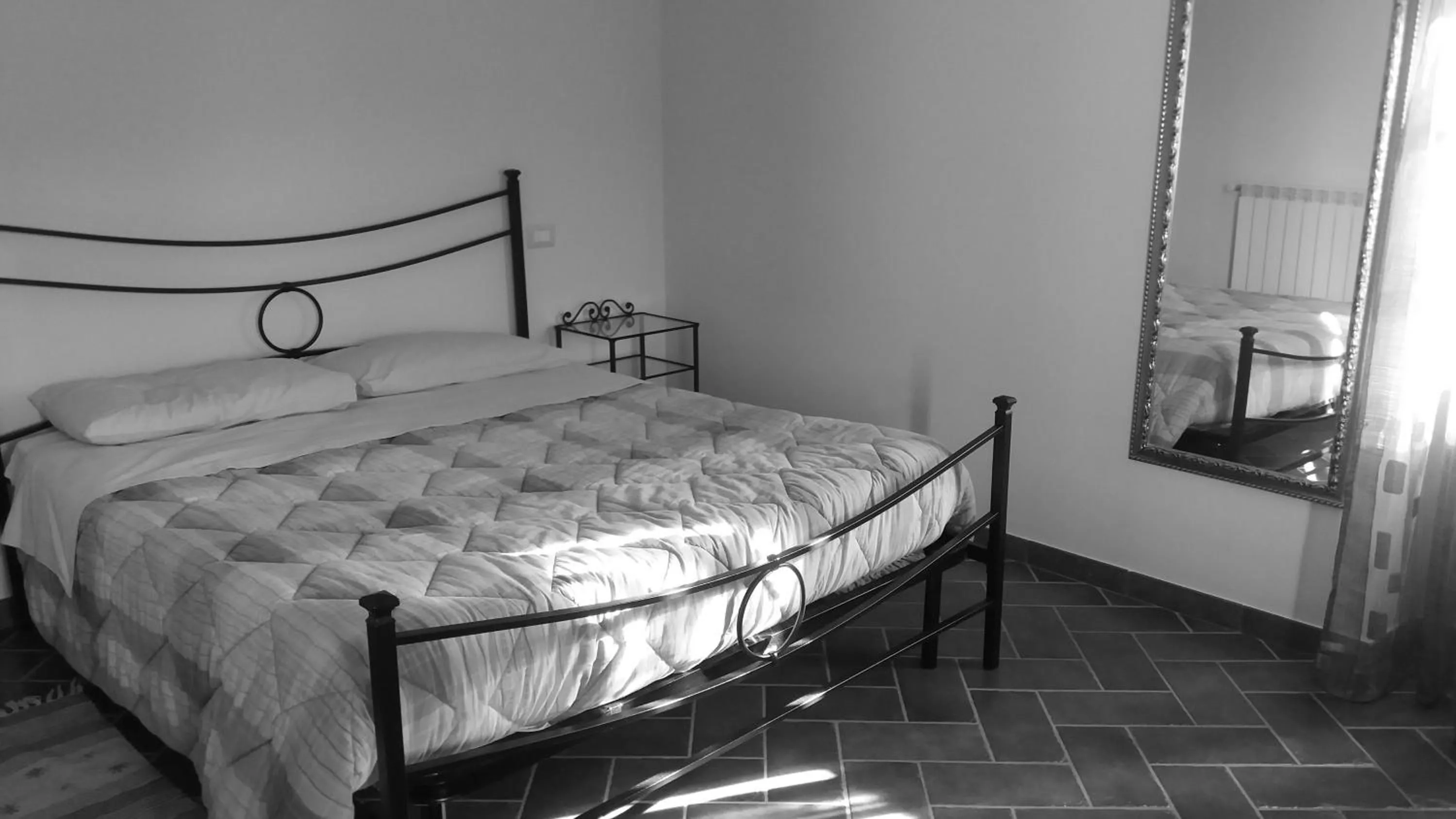 Other, Bed in Viale dei Ciliegi