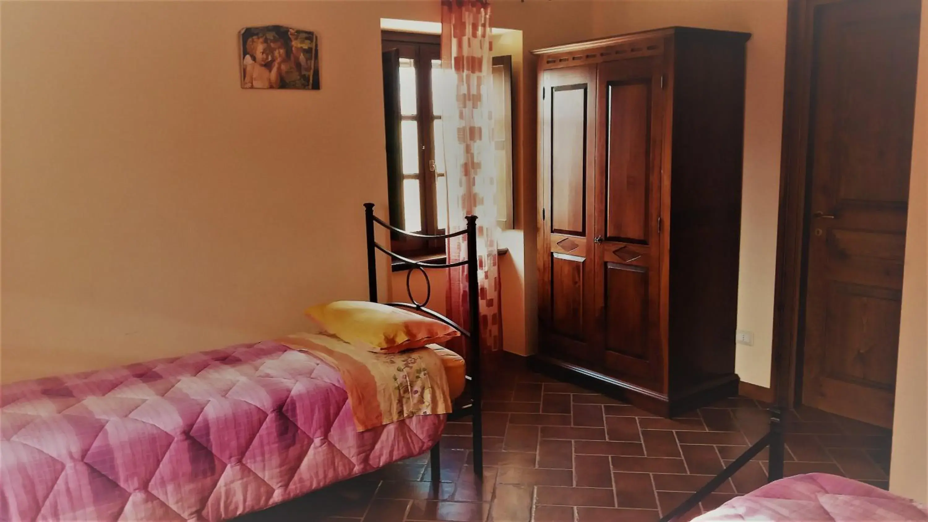 Triple Room with Bathroom - single occupancy in Viale dei Ciliegi Triple Room with Bathroom - single occupancy in Viale dei Ciliegi