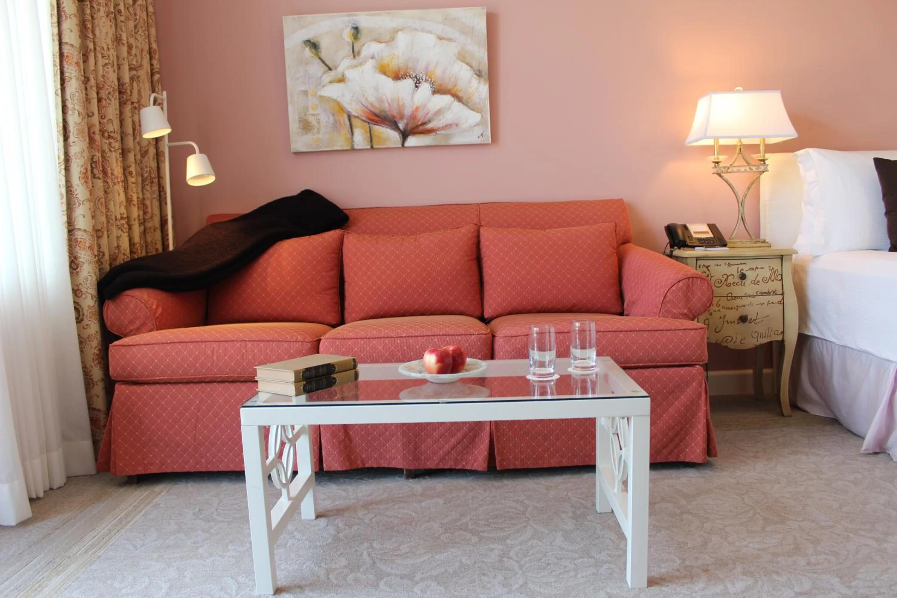 Seating area in The Bruce Hotel