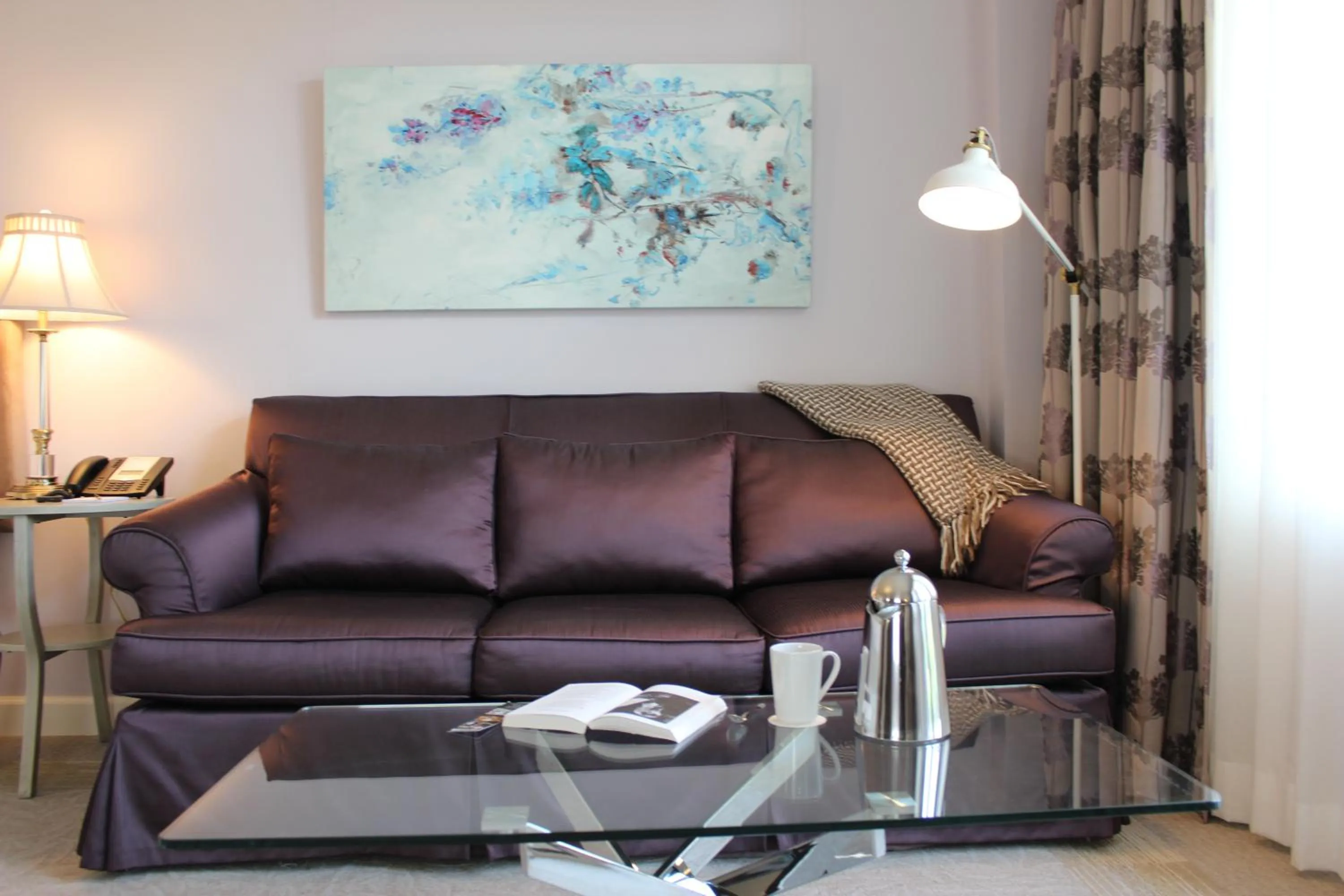 Seating area in The Bruce Hotel