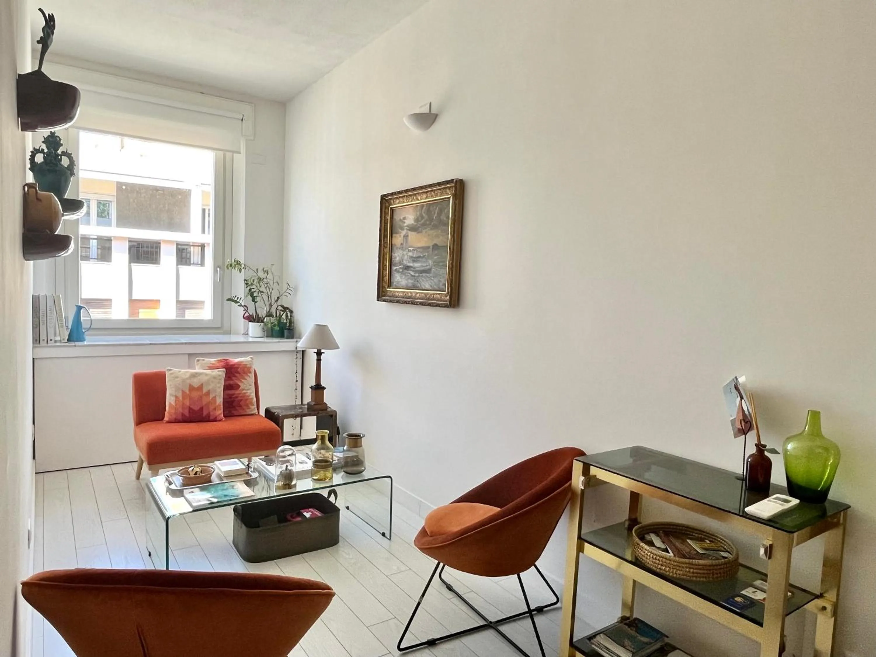 Communal lounge/ TV room in TigellioTre Bed and Breakfast