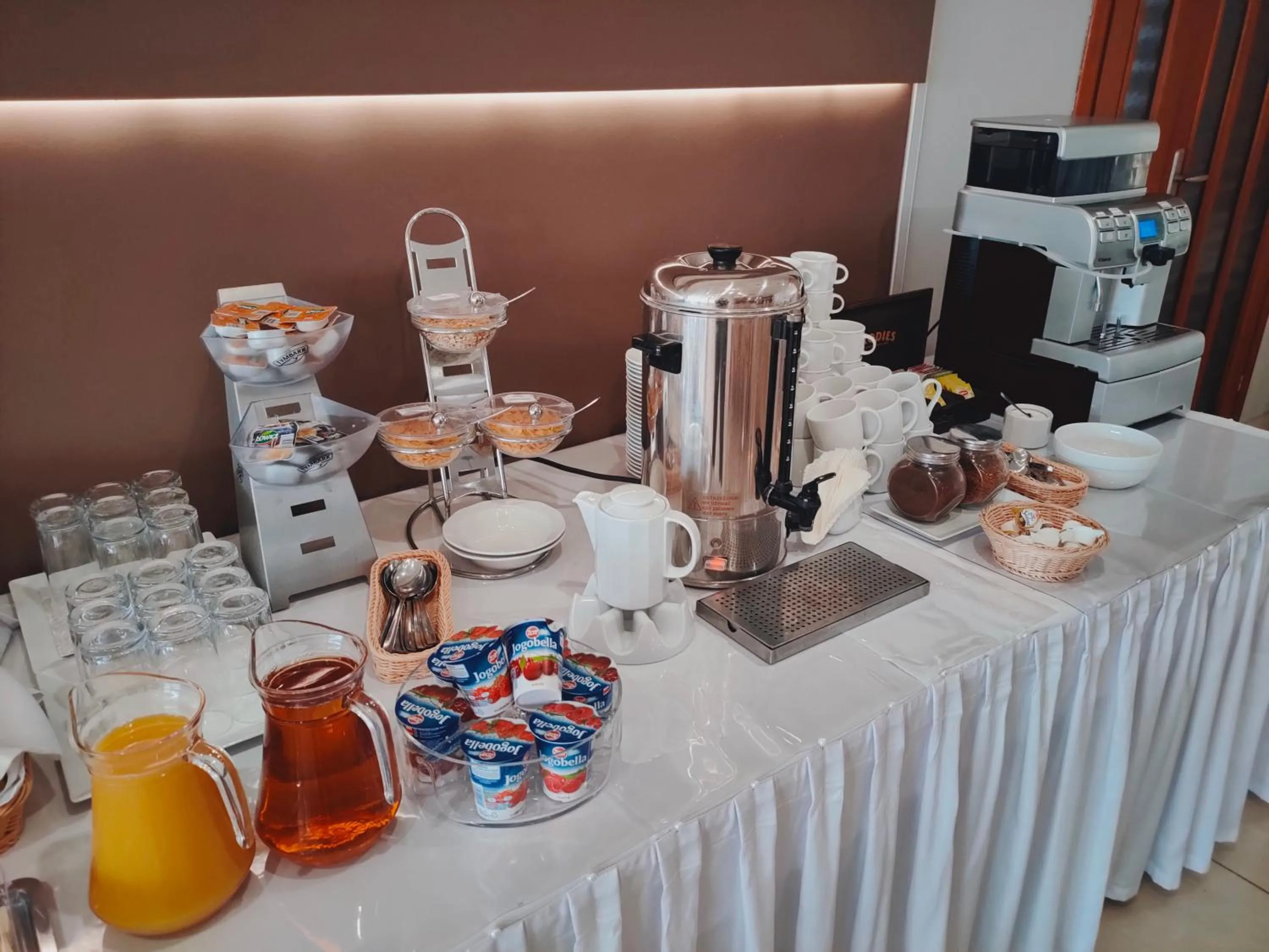 Breakfast in Hotel Restauracja Leliwa