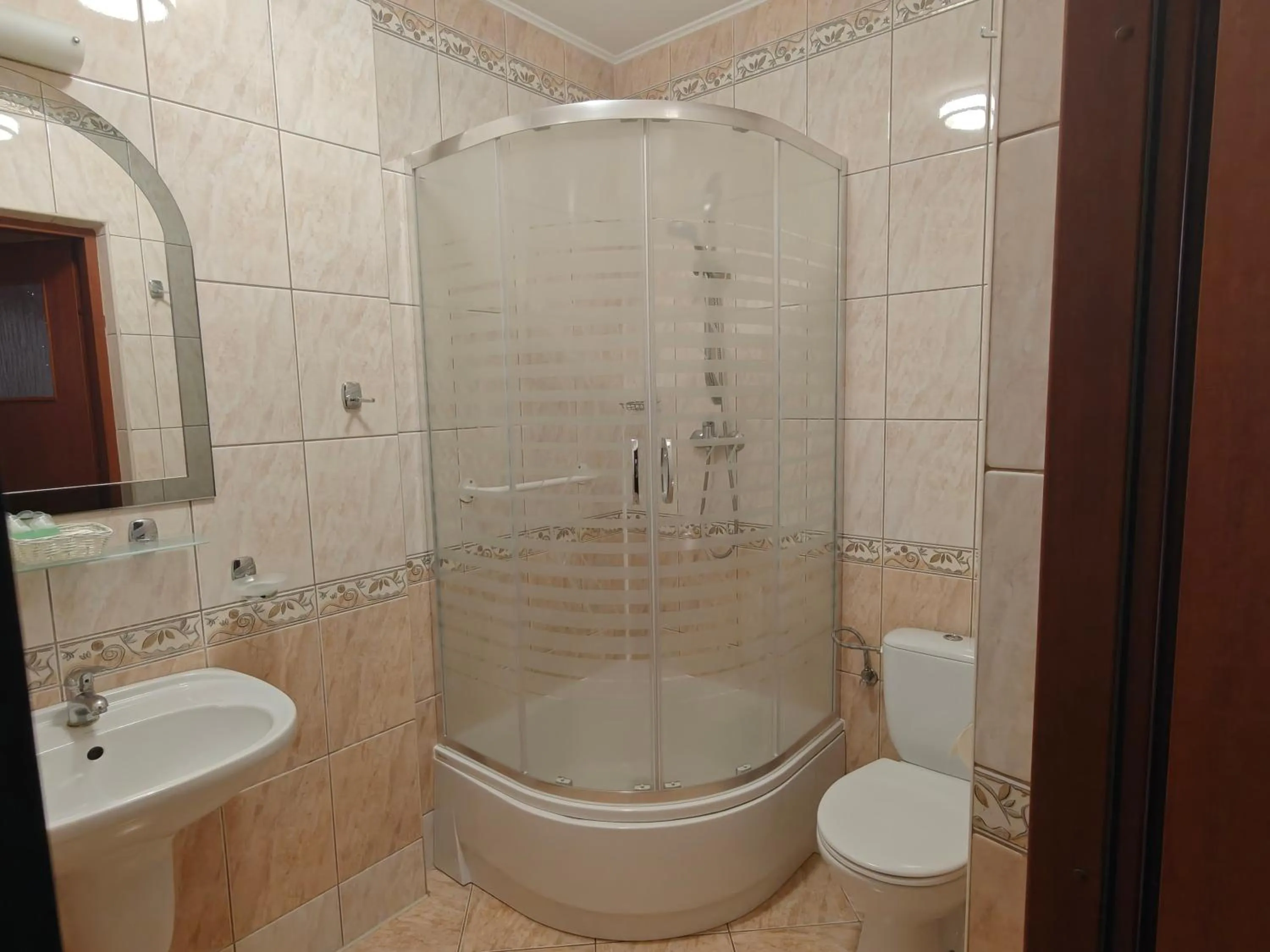 Hotel Restauracja Leliwa