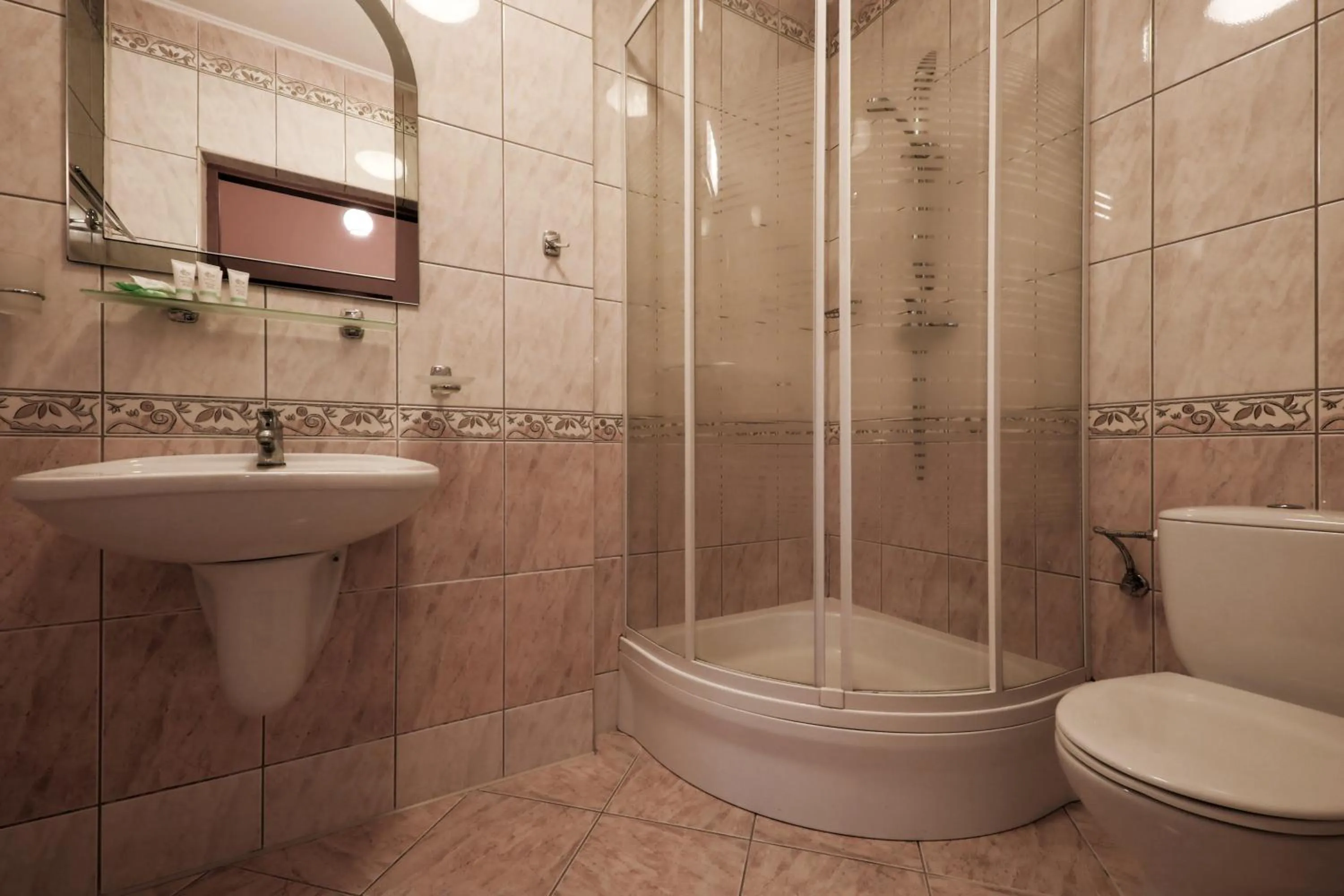 Hotel Restauracja Leliwa