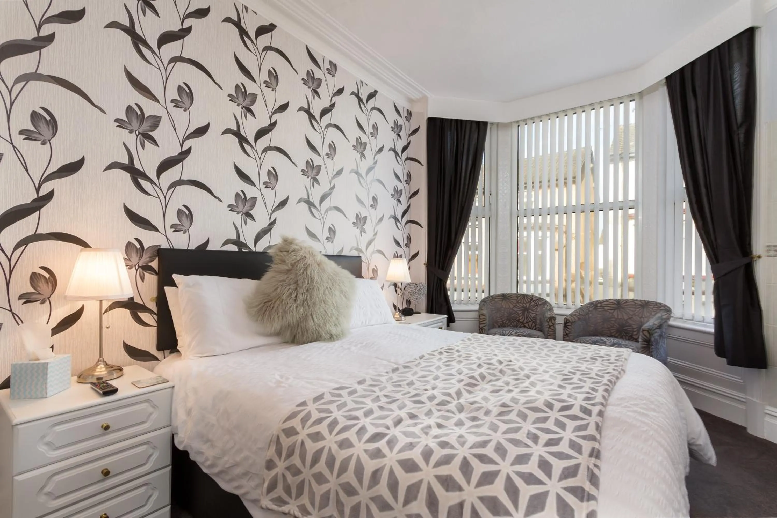 Bedroom, Bed in Bella Vista Lodge