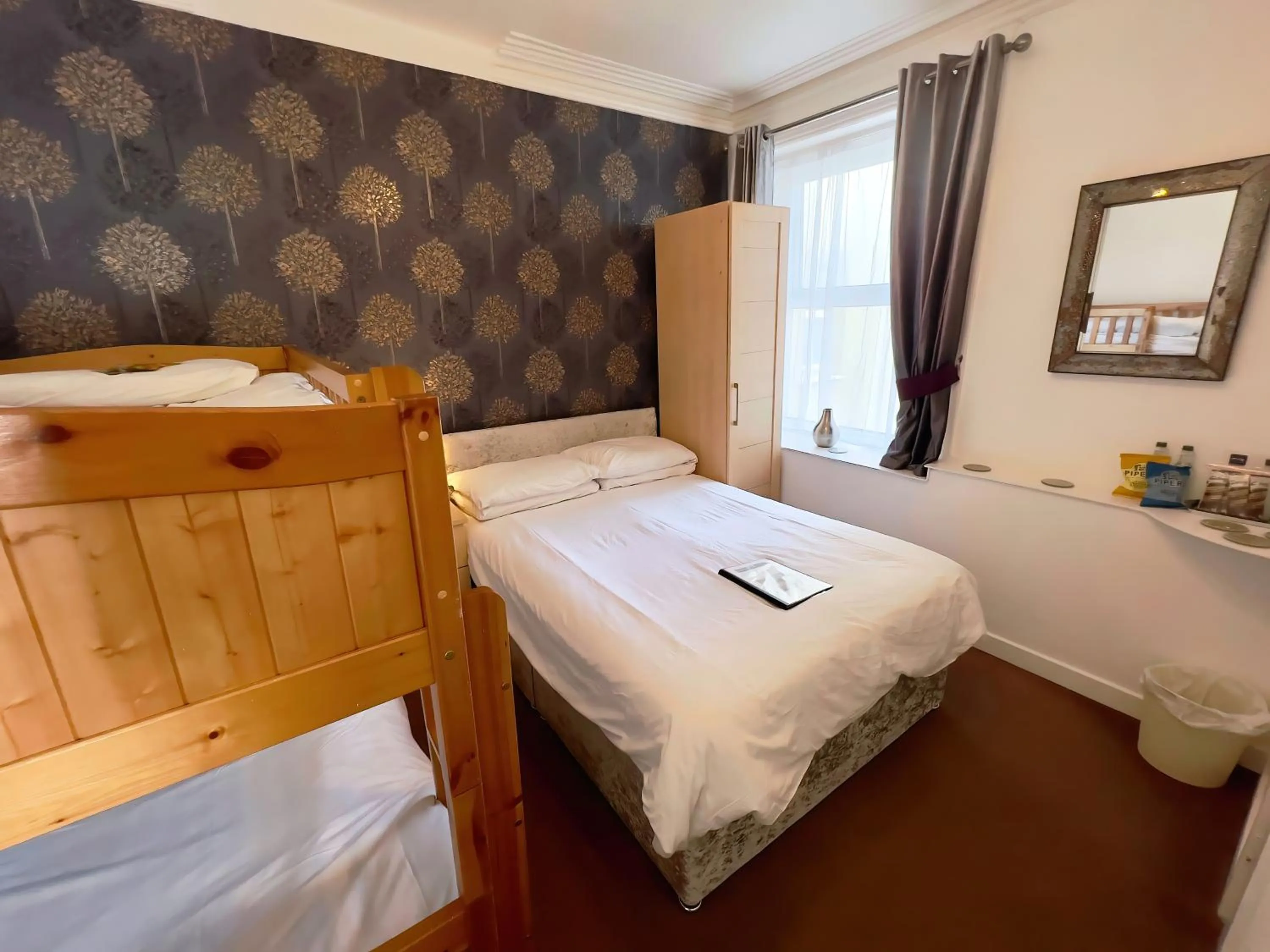 Bedroom, Bed in Bella Vista Lodge